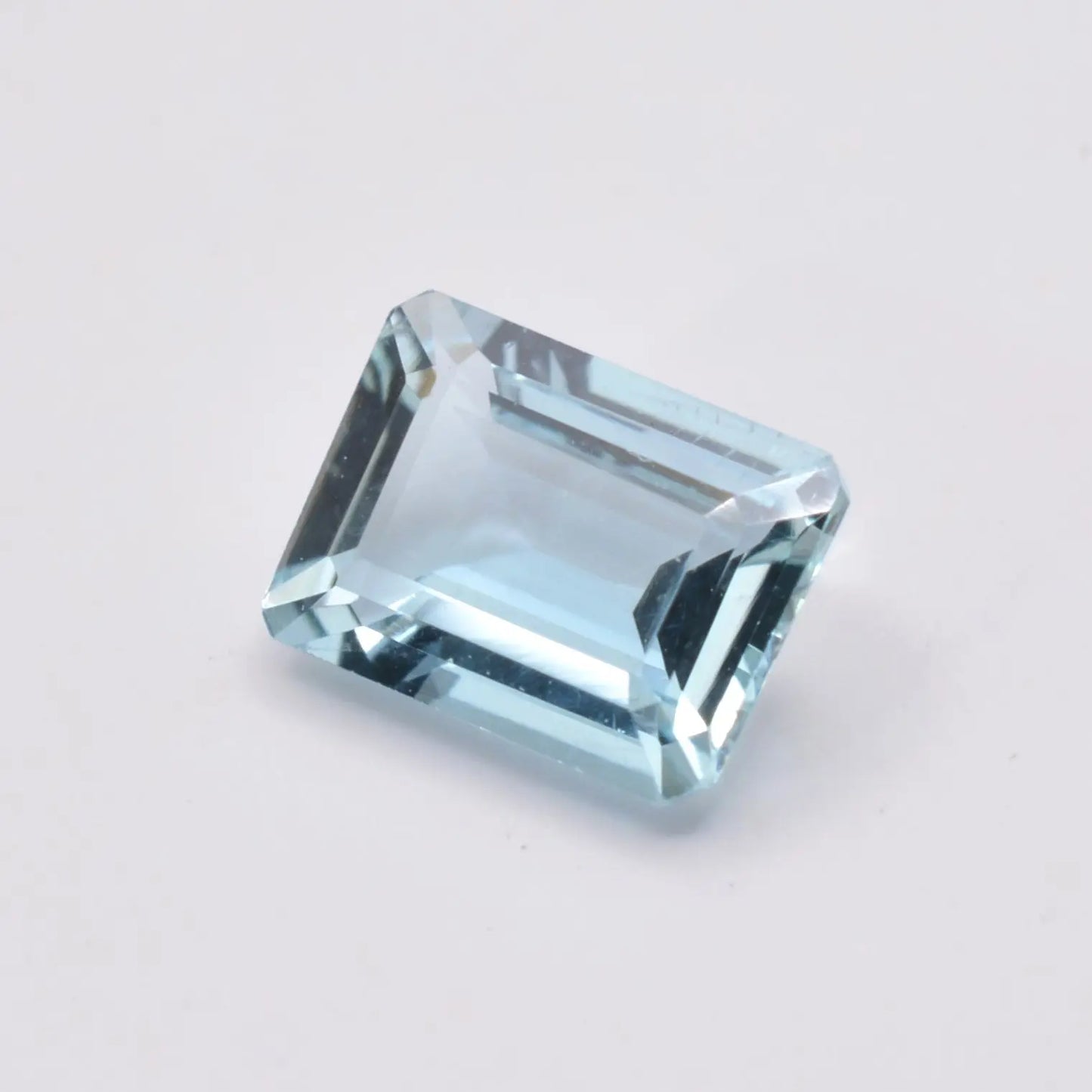 Aigue-Marine Rectangle 0,68ct - pierre précieuse - gemme