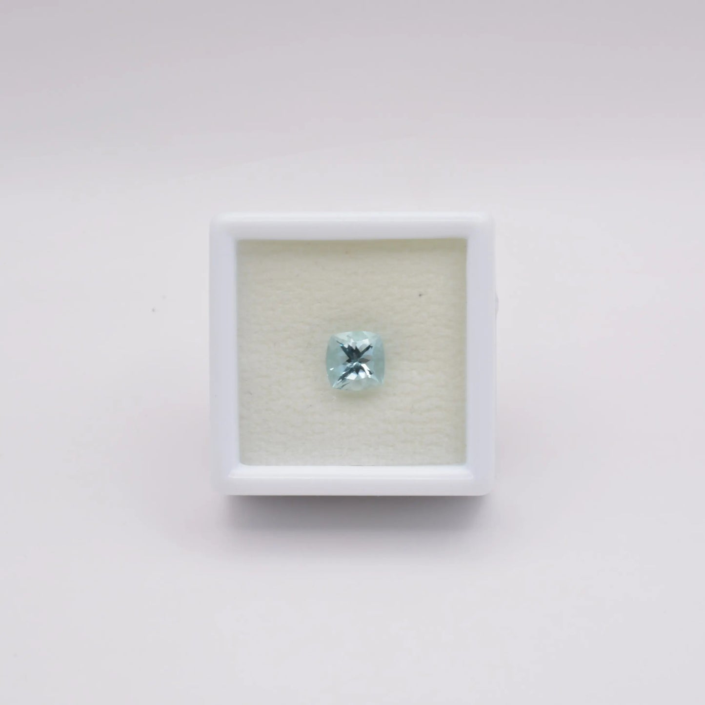 Aigue-Marine Coussin Carré 0,90ct - pierre précieuse - gemme