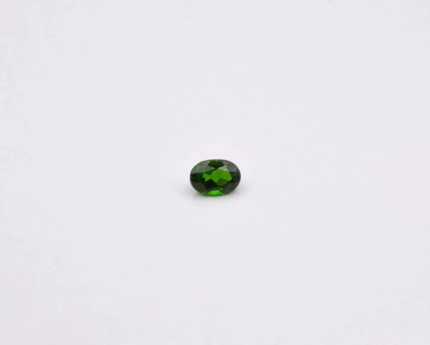 pierre taillée Diopside Chromifère 1,09ct