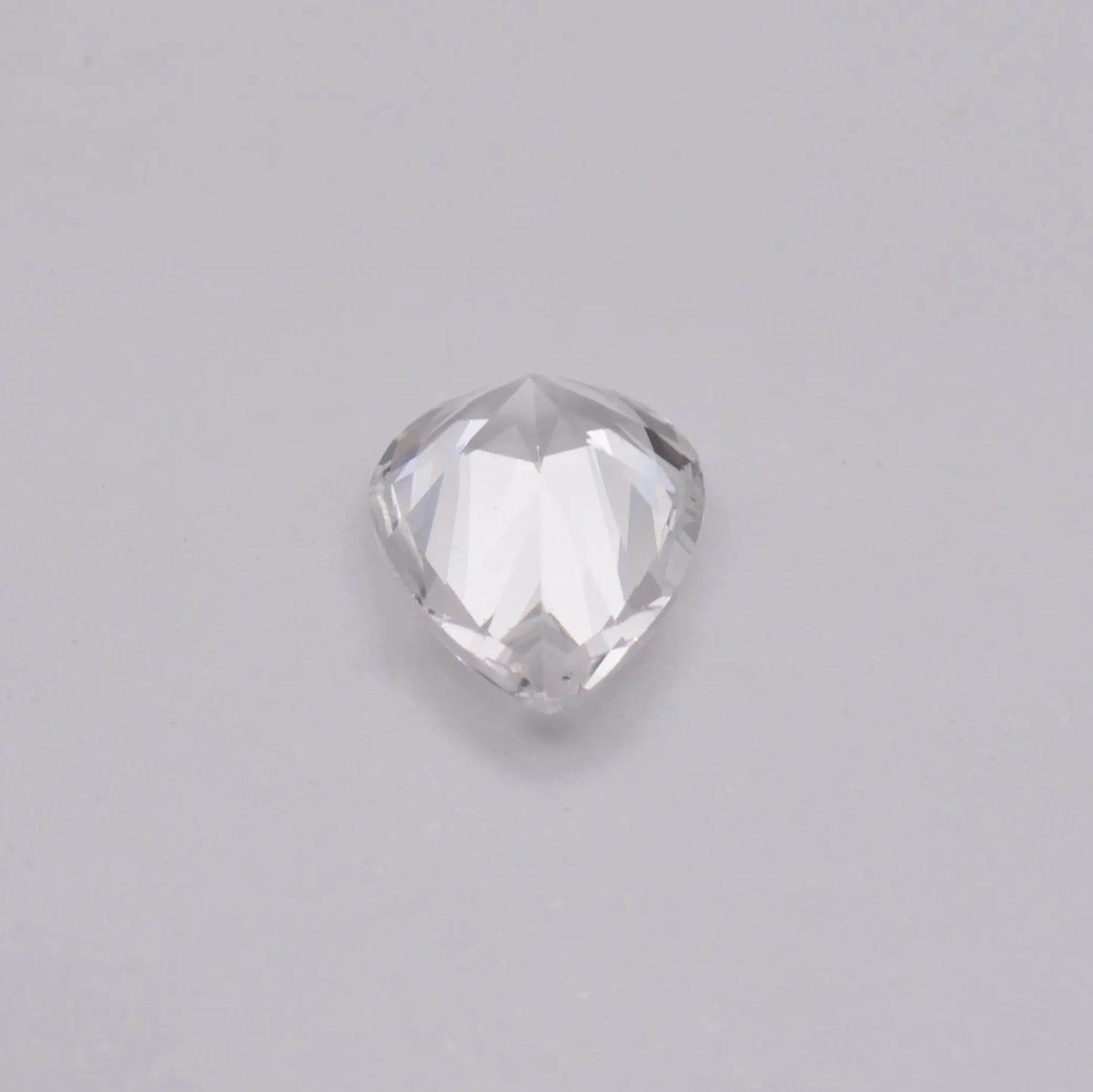 gemme taillée Danburite Poire 4,79ct PASSOT-GEMS