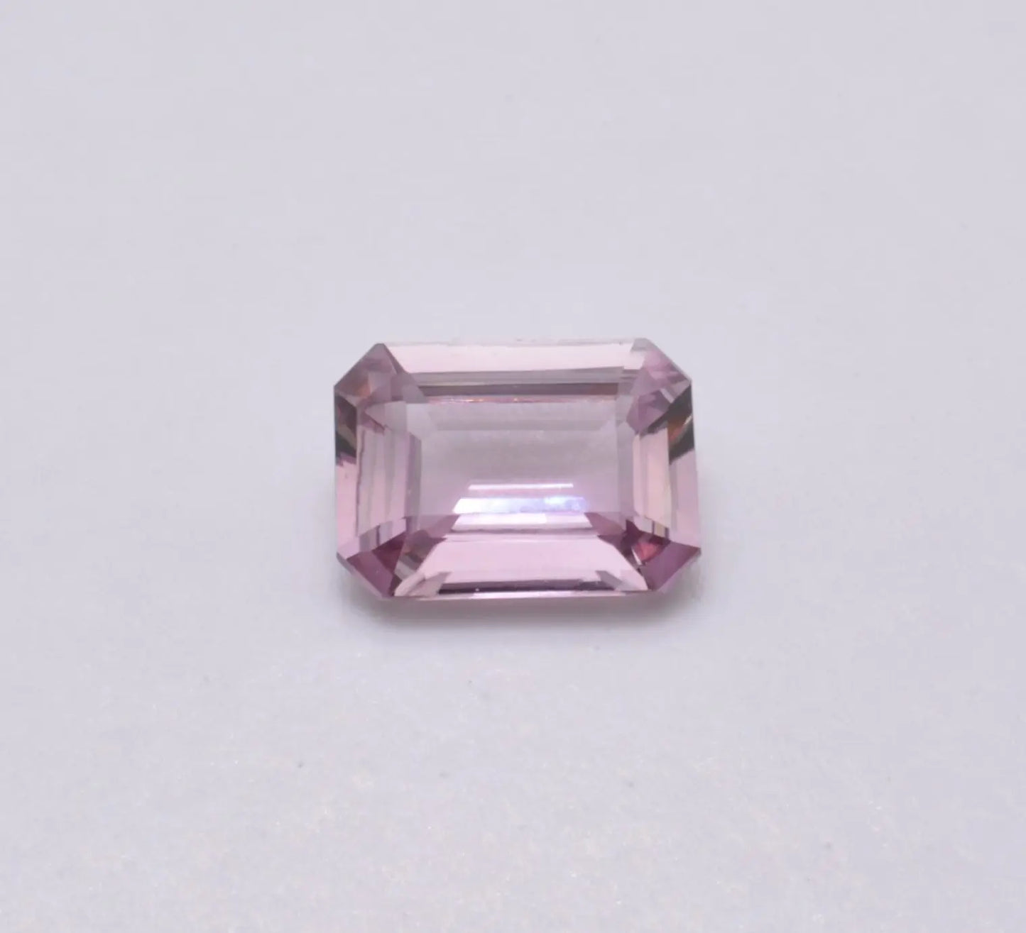 Diaspore Rose Rectangle 1,37ct - pierre précieuse - gemme