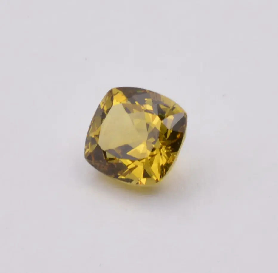 Pierre taillée Grenat du Mali Coussin 1,83ct
