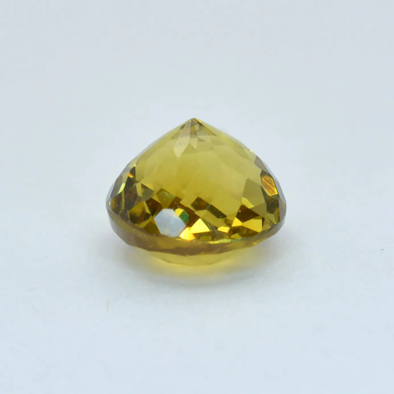 Pierre taillée Grenat du Mali Jaune Rond 1,26 ct
