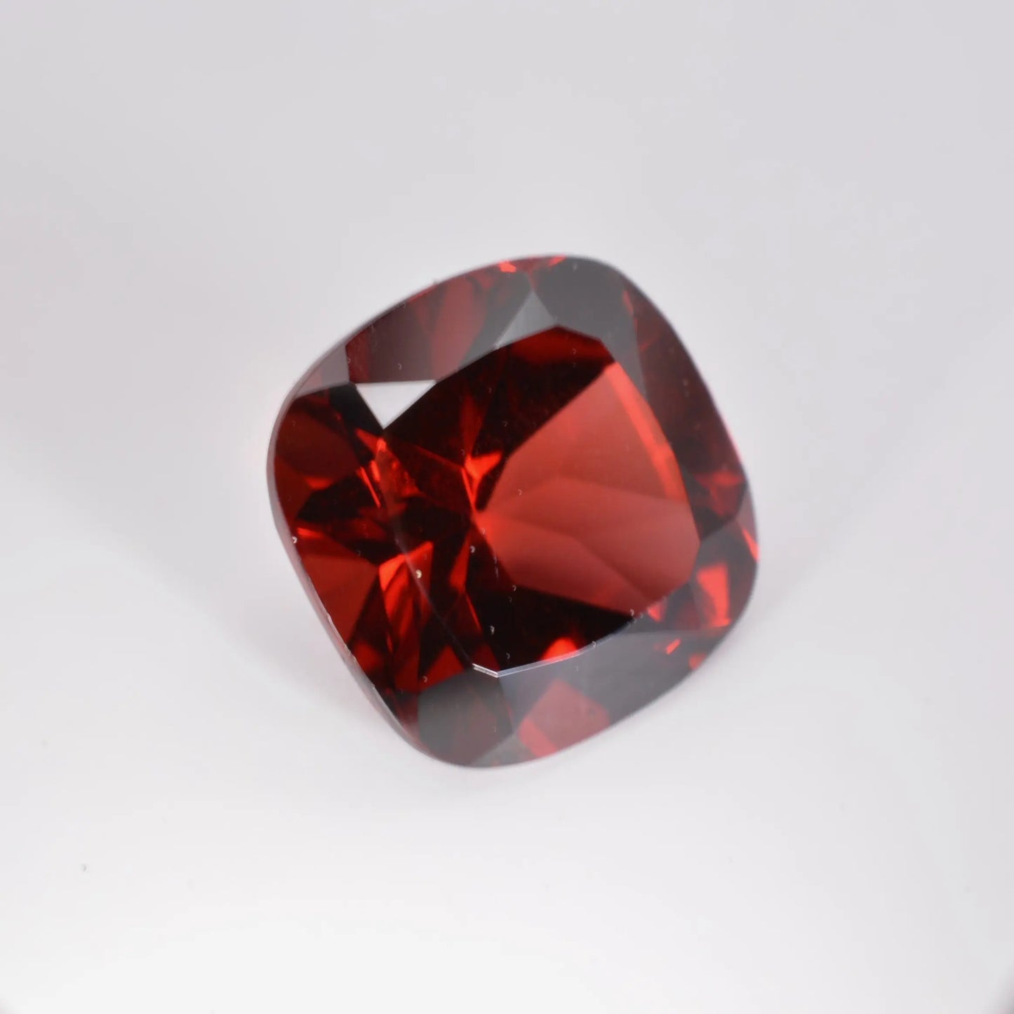 Grenat 2,48ct - pierre précieuse - gemme