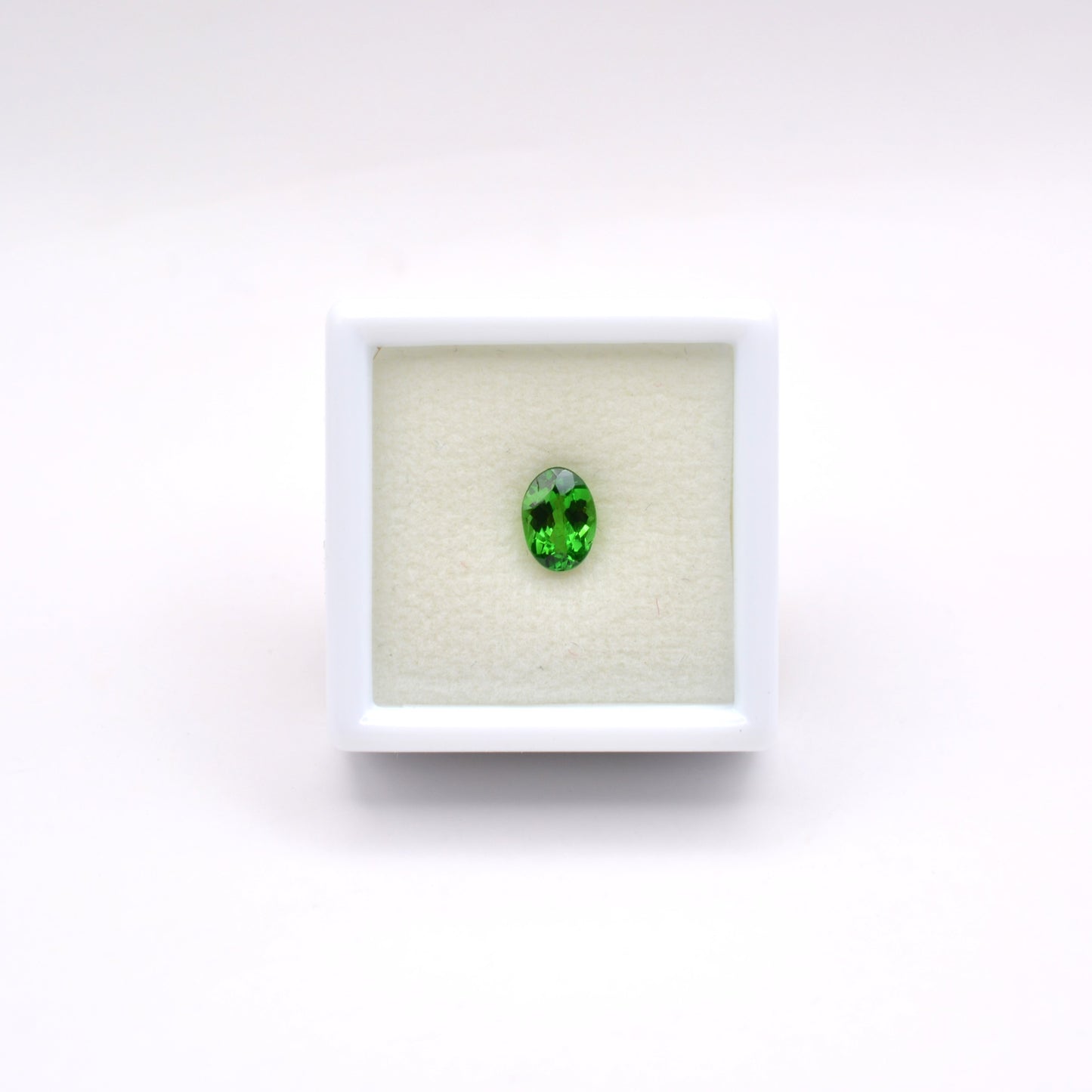 Grenat Tsavorite Ovale Vert 0,66ct