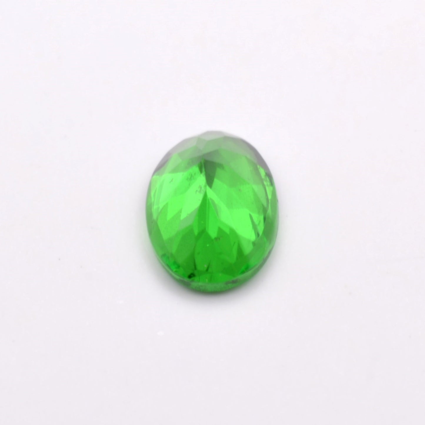 Pierre taillée Grenat Tsavorite Ovale 0,50ct