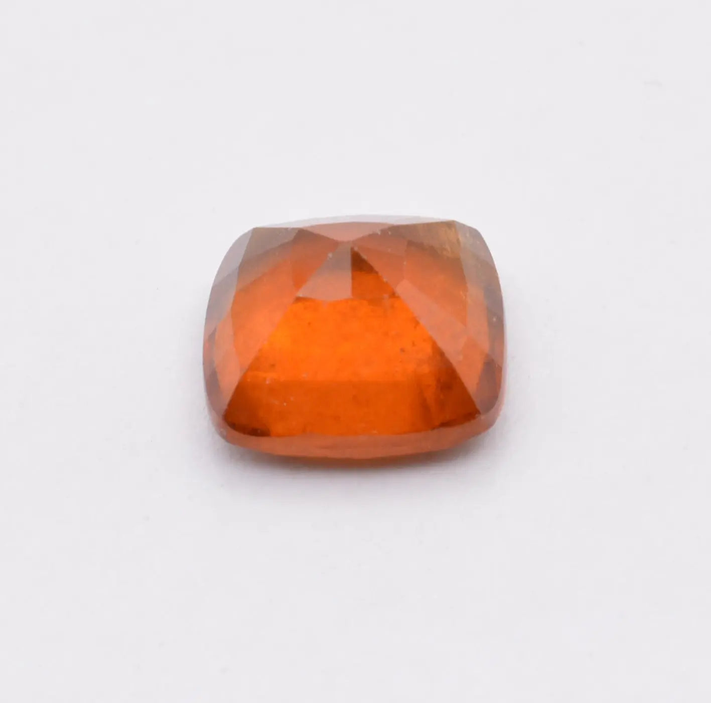 Pierre taillée Grenat Hessonite 4,84ct