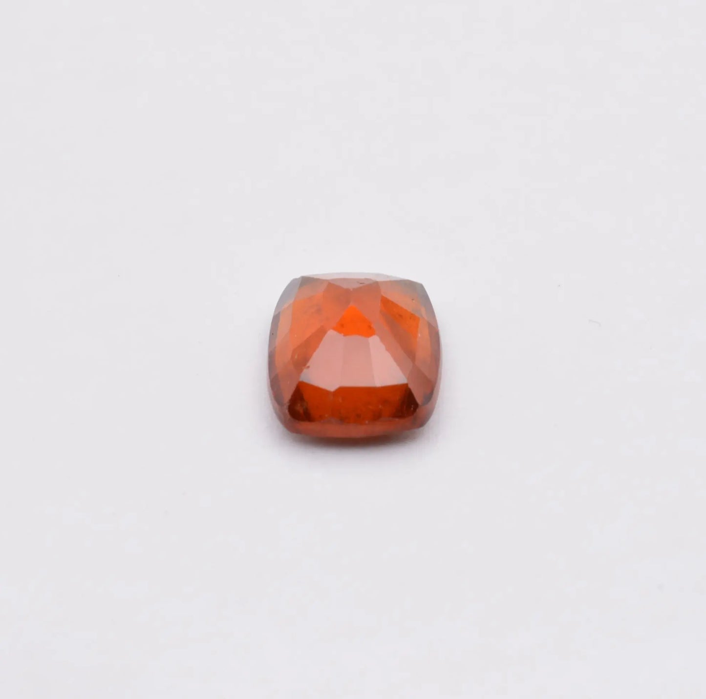 Pierre taillée Grenat Hessonite 3,96ct