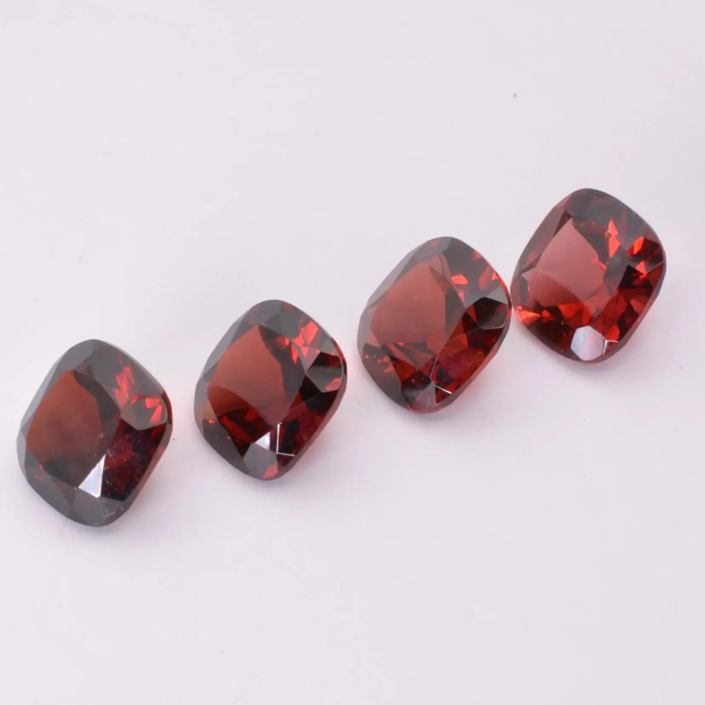 Grenat 10,34ct - pierre précieuse - gemme