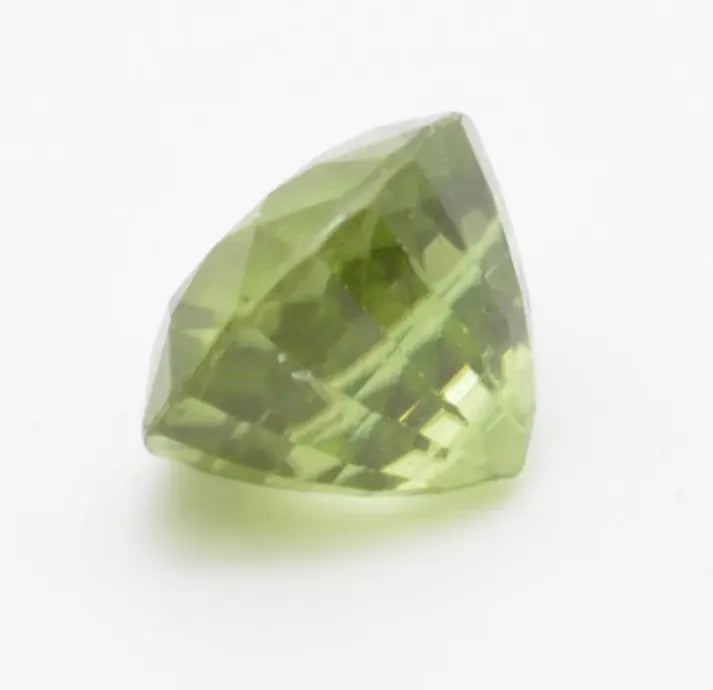 Pierre taillée Péridot Ovale 2,26ct