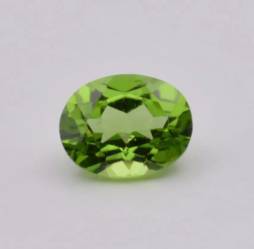 Péridot Ovale 2,47ct - pierre précieuse - gemme