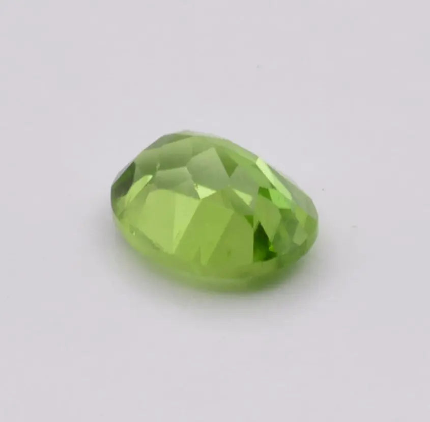Péridot Ovale 2,23ct - pierre précieuse - gemme