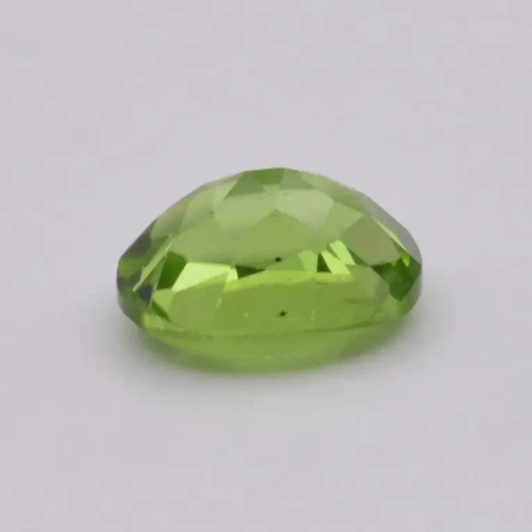 Péridot Ovale 2,47ct - pierre précieuse - gemme