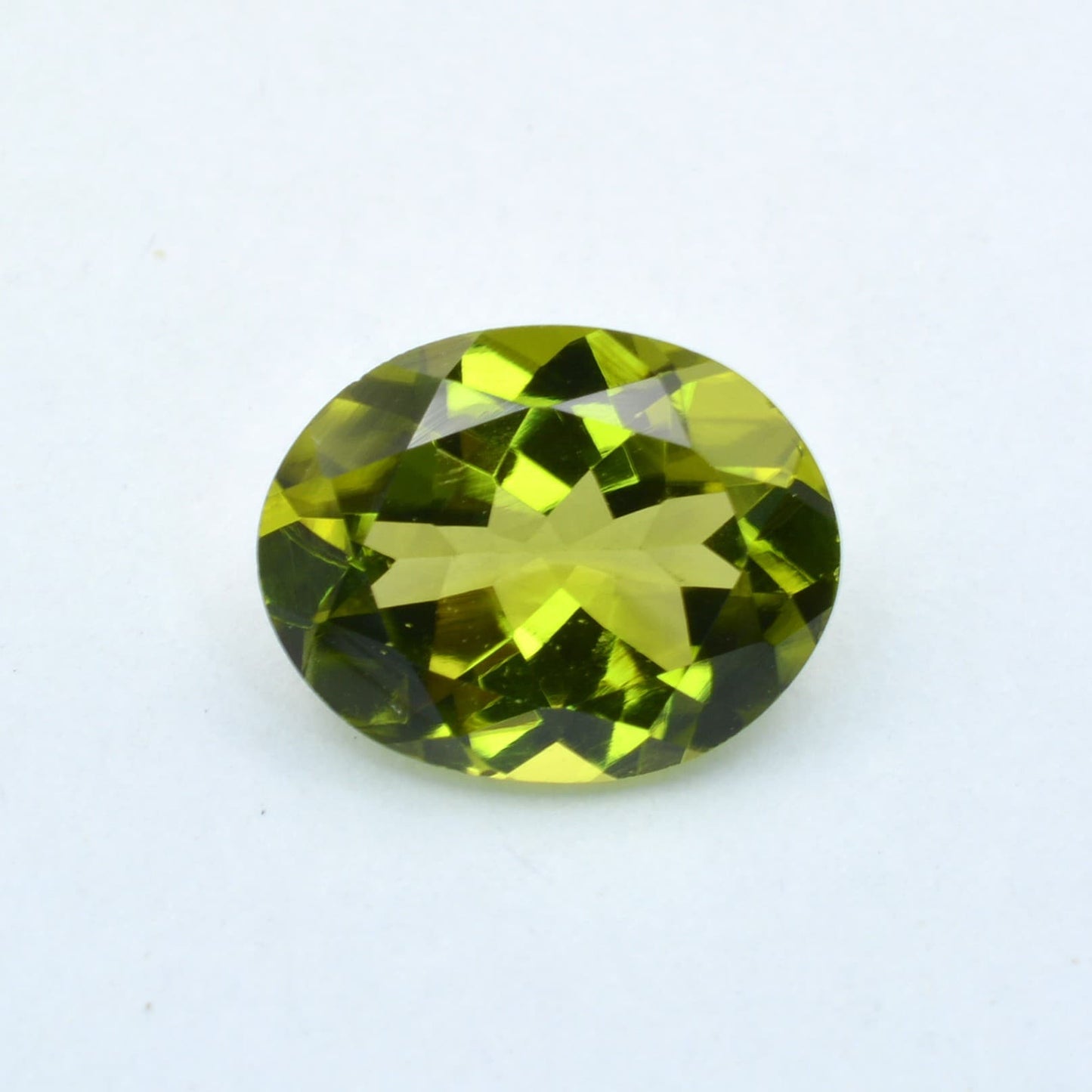 Péridot Ovale 1,70ct