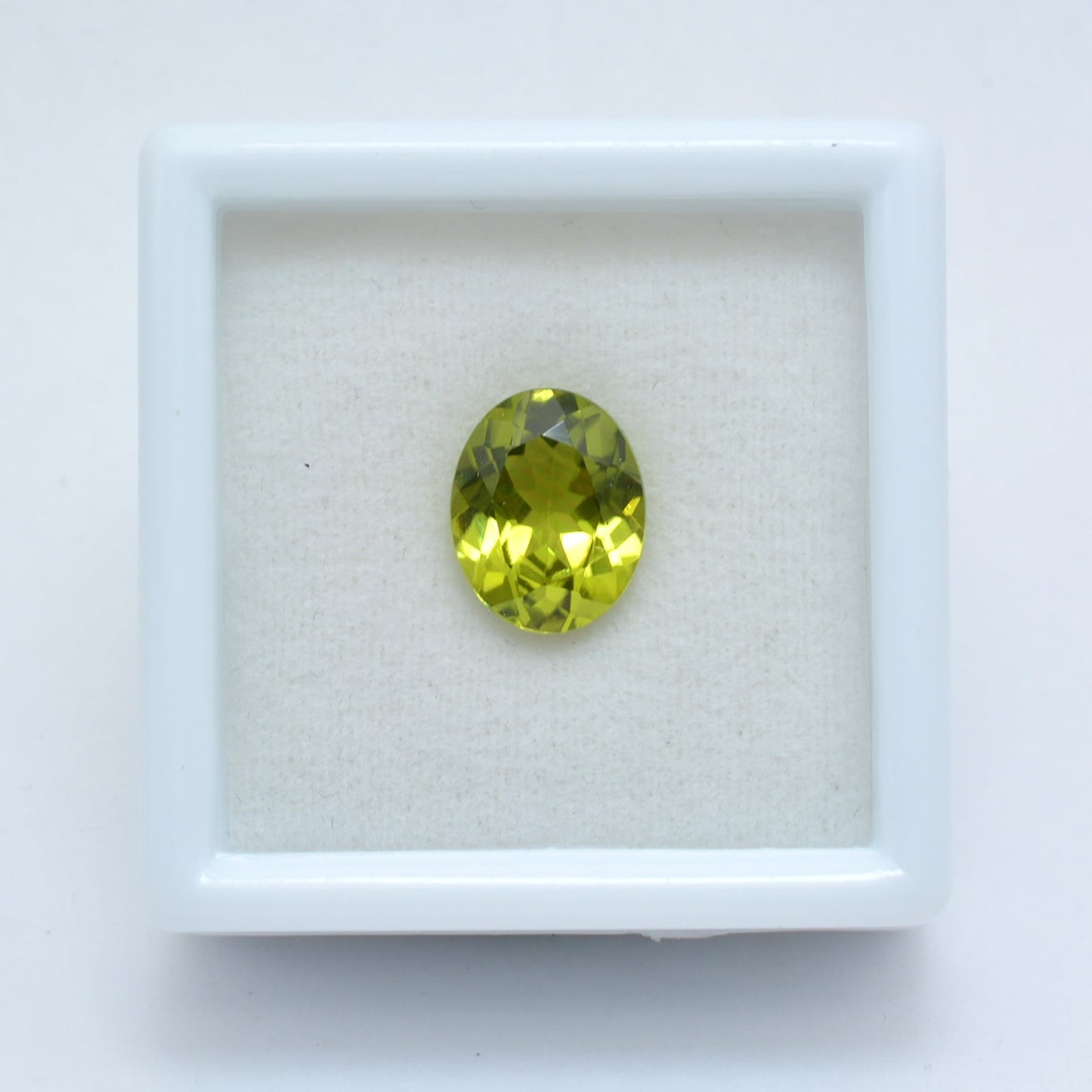 Péridot Ovale 1,80ct