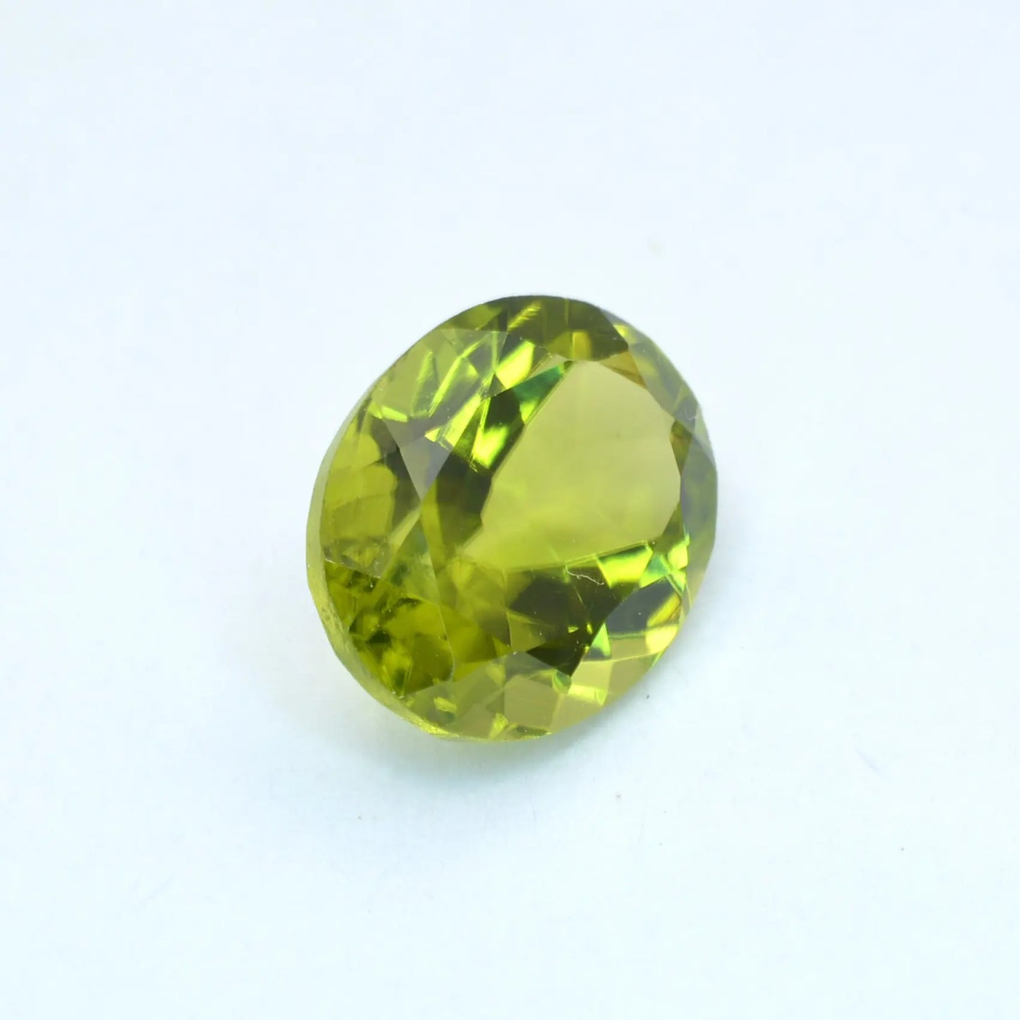 Pierre taillée Péridot Ovale 2,09ct