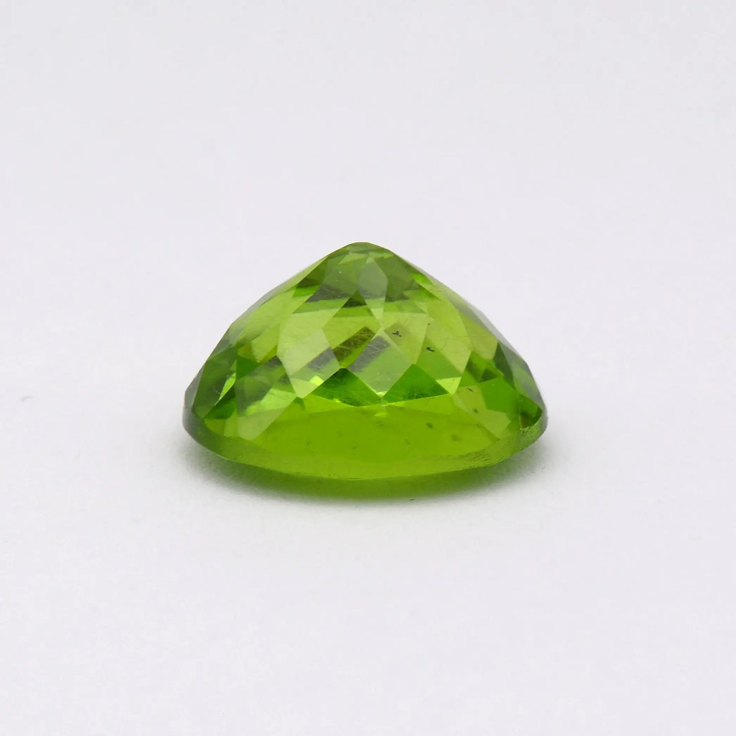 Péridot Ovale 5,89 ct