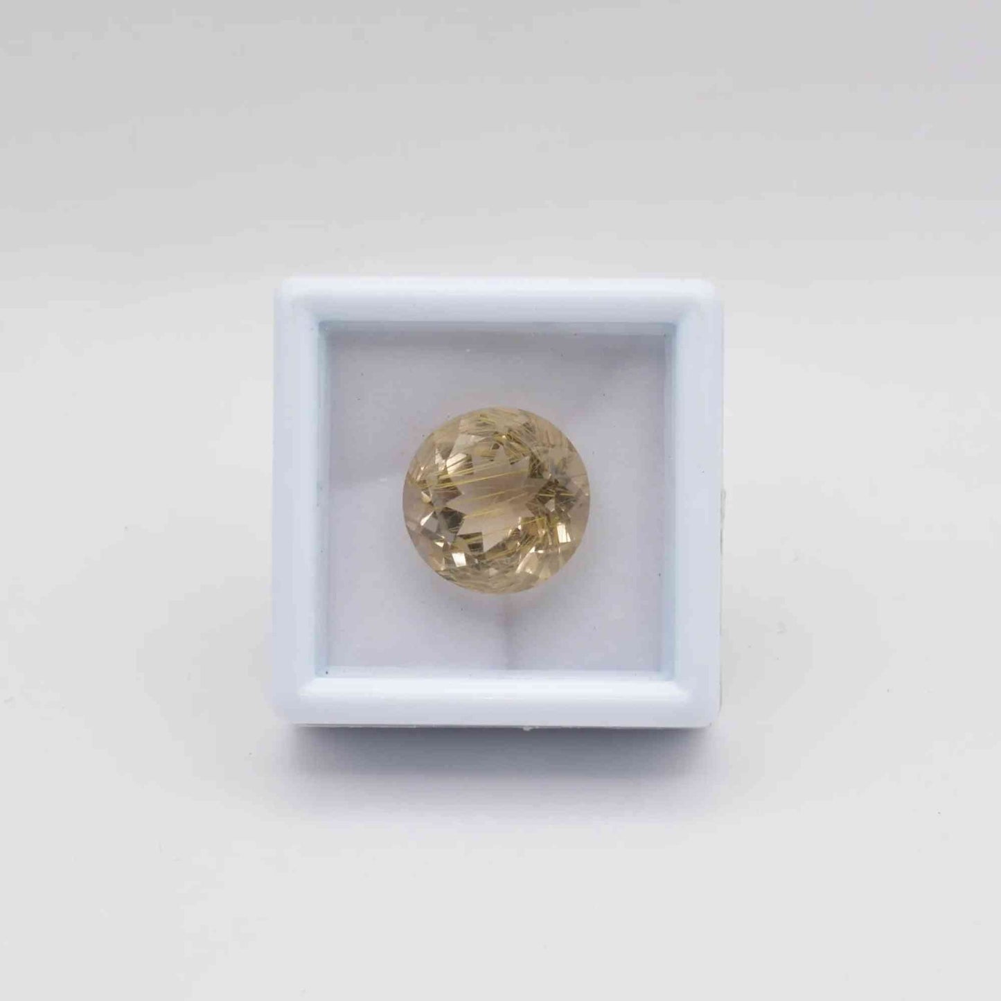 Pierre taillée Quartz rutilé 7,25ct