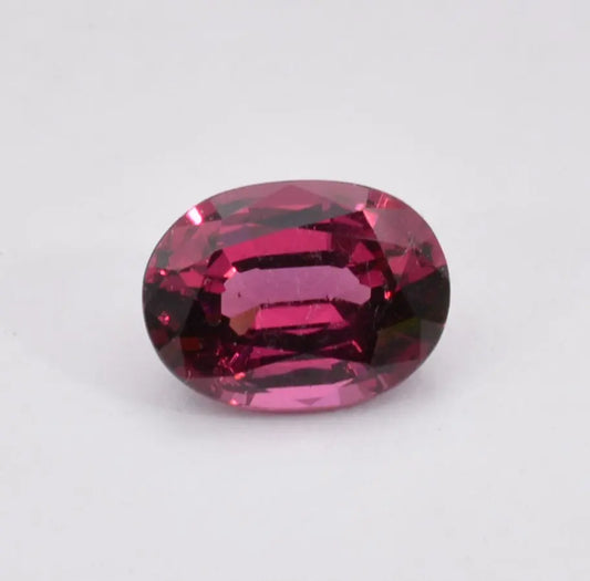 pierre taillée Grenat Rhodolite 1,79ct