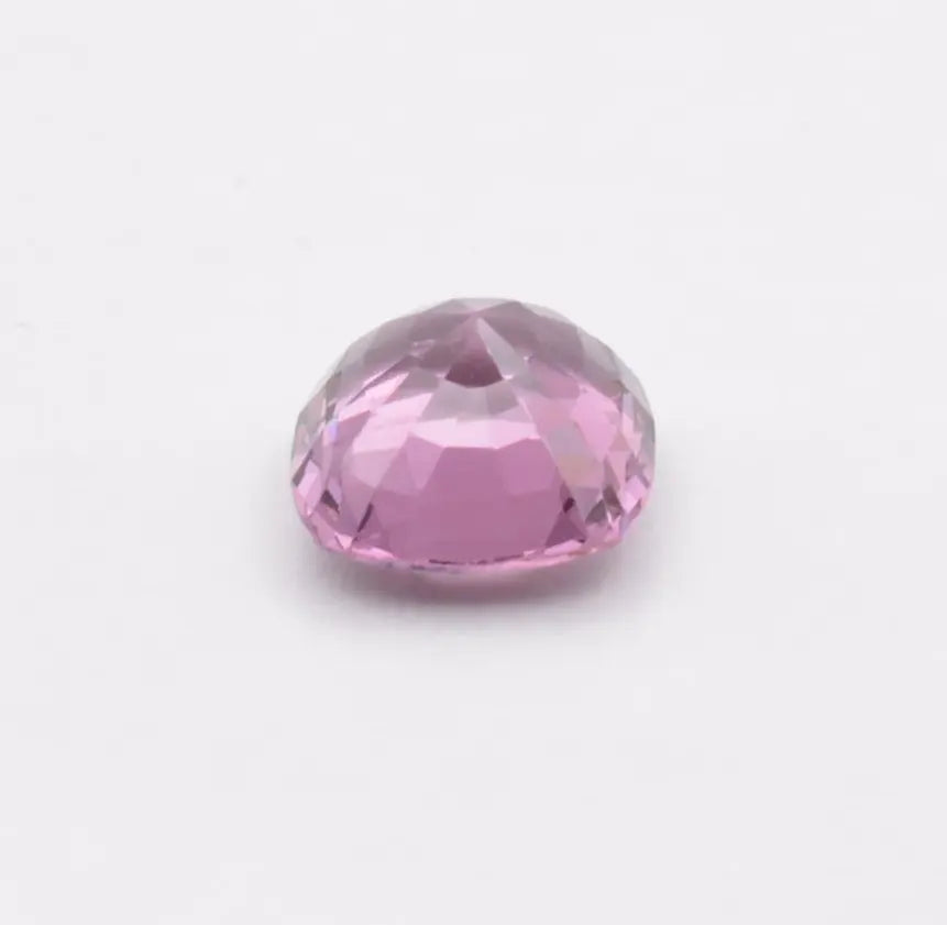Pierre taillée Spinelle Coussin 1,45ct