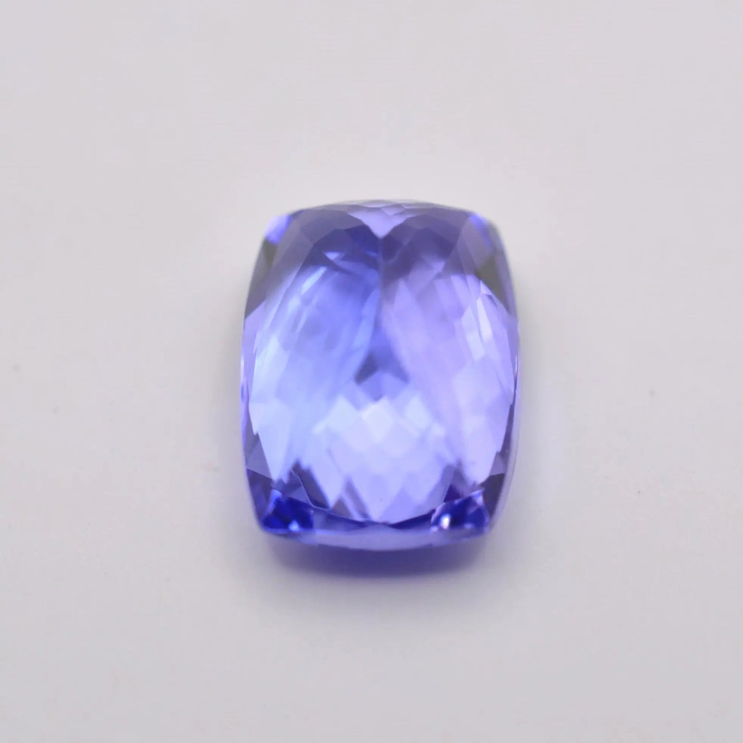 Pierre taillée Tanzanite Coussin Rectangle 3,18ct