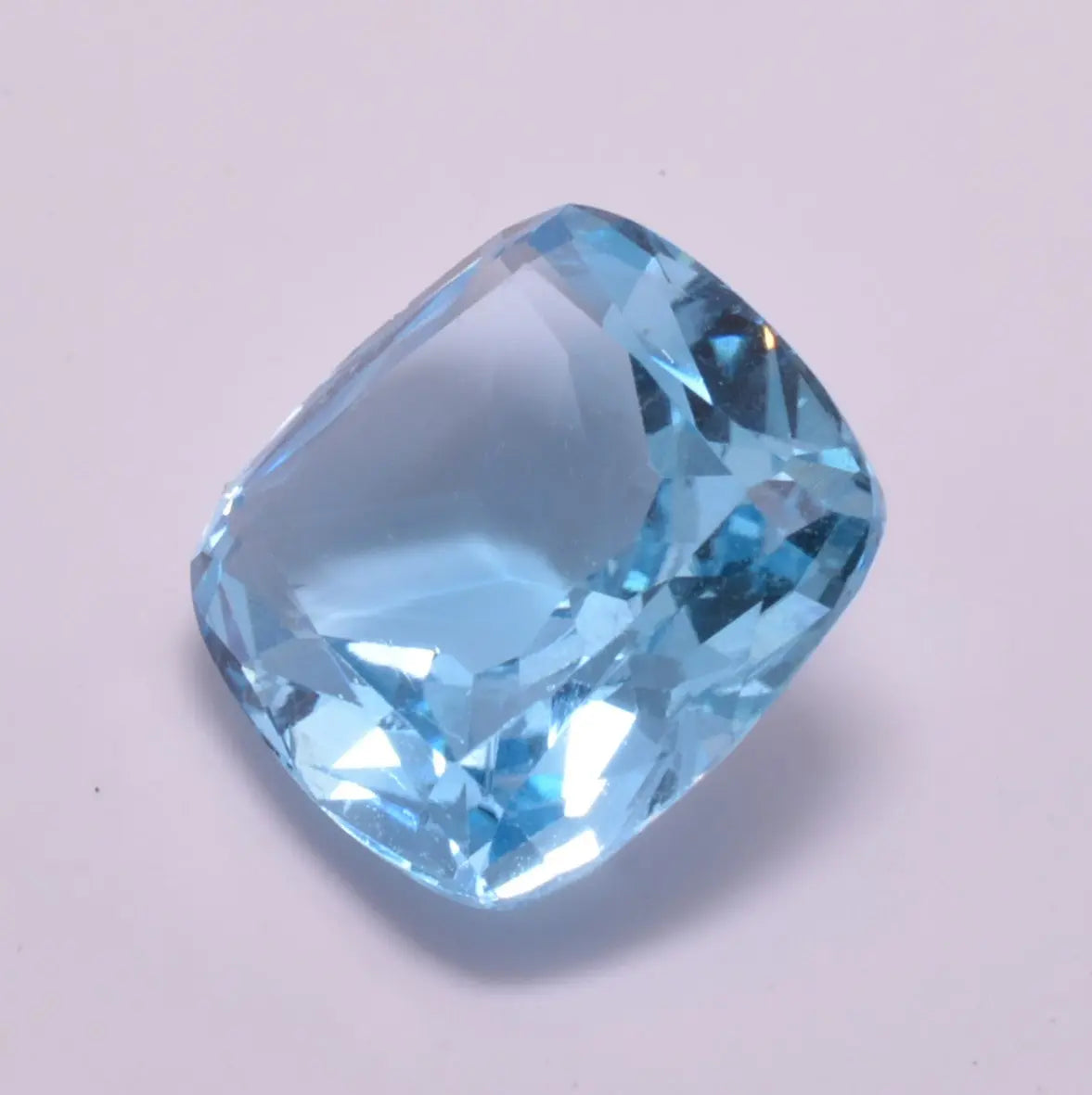 Topaze Coussin 11,89ct - pierre précieuse - gemme