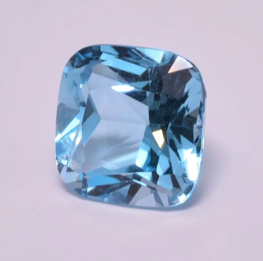 Topaze Coussin Carré 12,79ct - pierre précieuse - gemme