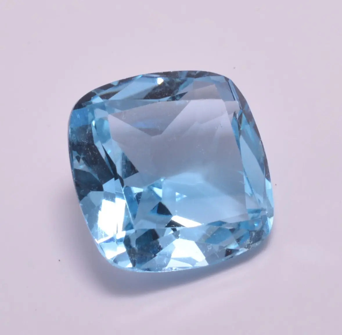 Topaze Coussin 11,89ct - pierre précieuse - gemme
