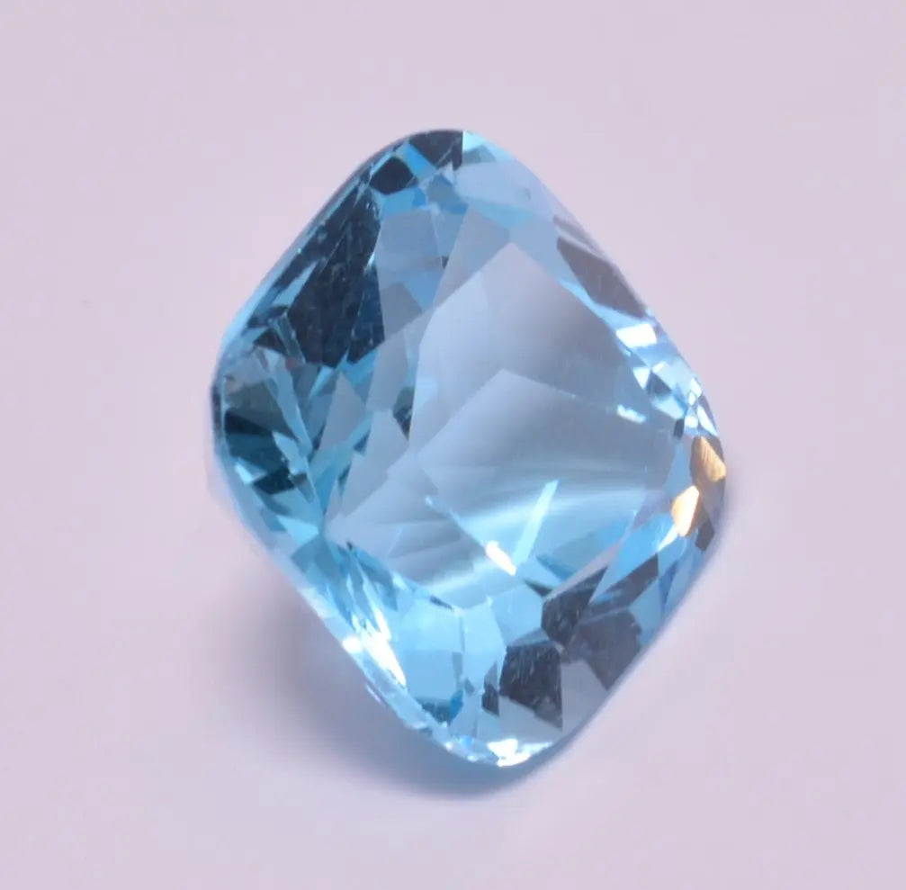 Topaze Coussin Carré 12,79ct - pierre précieuse - gemme