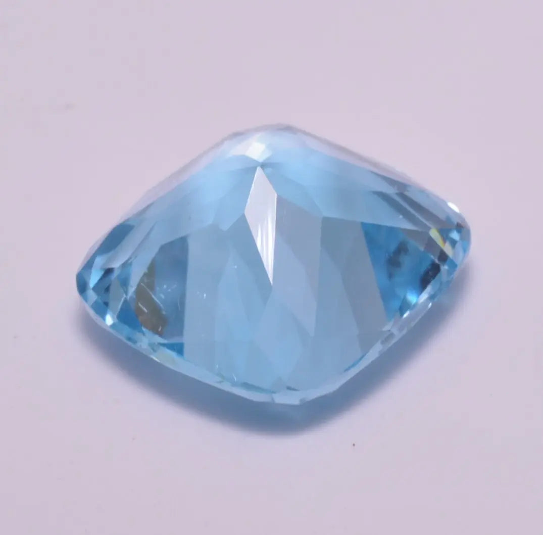 Topaze Coussin 11,89ct - pierre précieuse - gemme