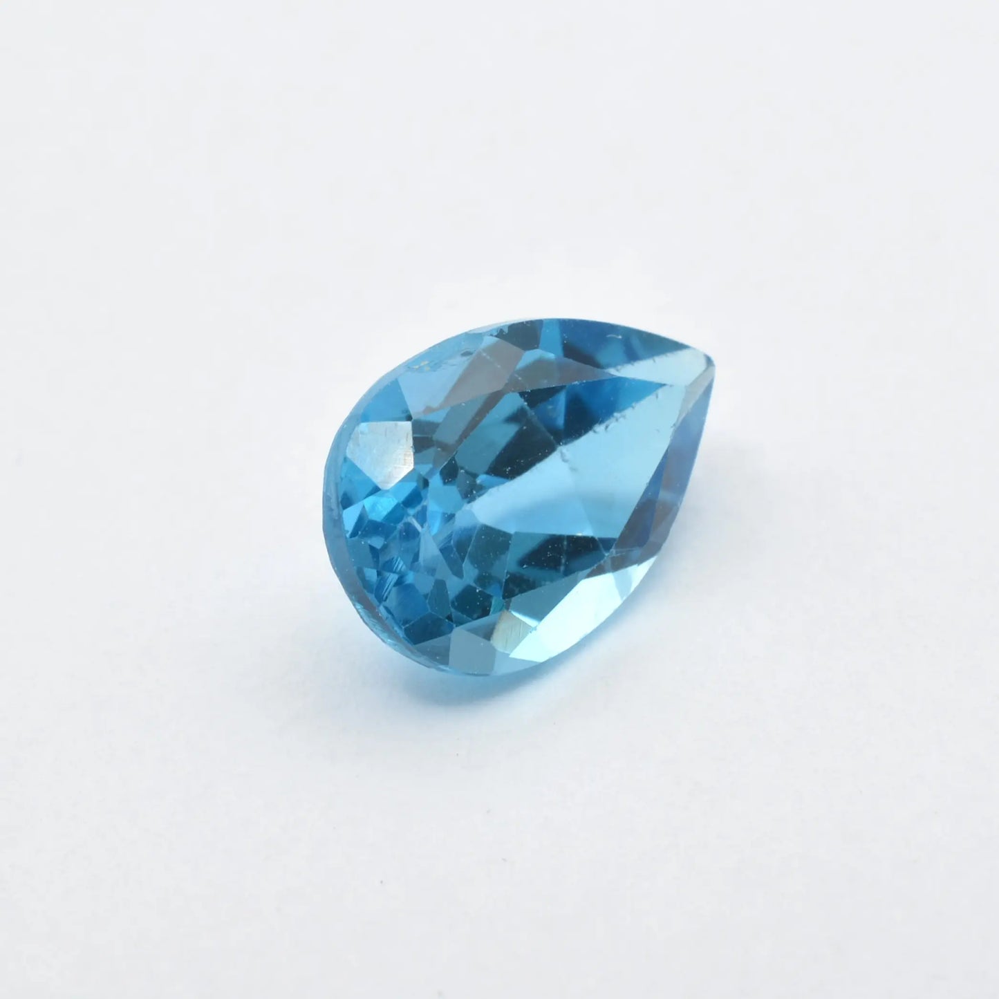 Topaze Bleue Poire 2,52ct