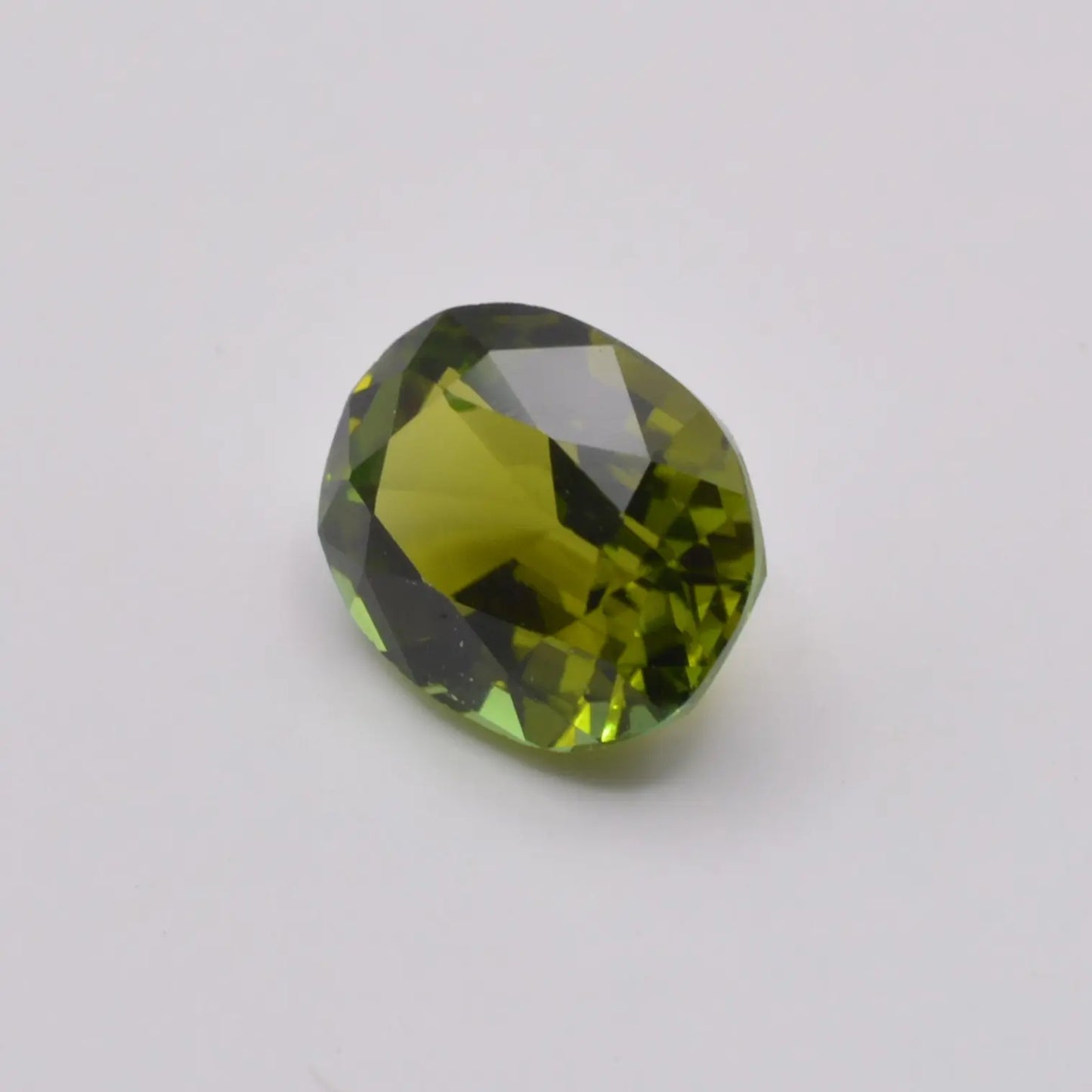Tourmaline Verte Ovale 1,93ct - pierre précieuse - gemme