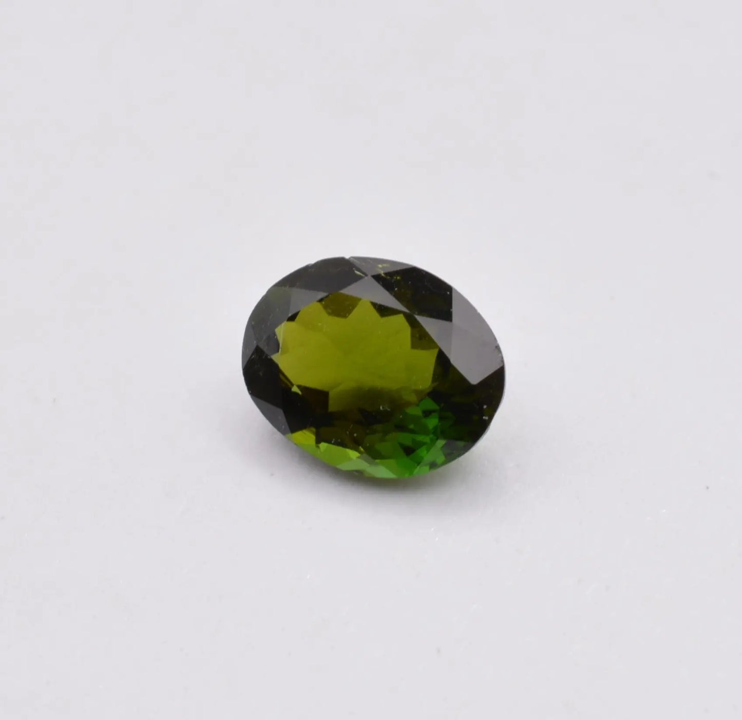 Tourmaline Verte Ovale 1,15ct - pierre précieuse - gemme