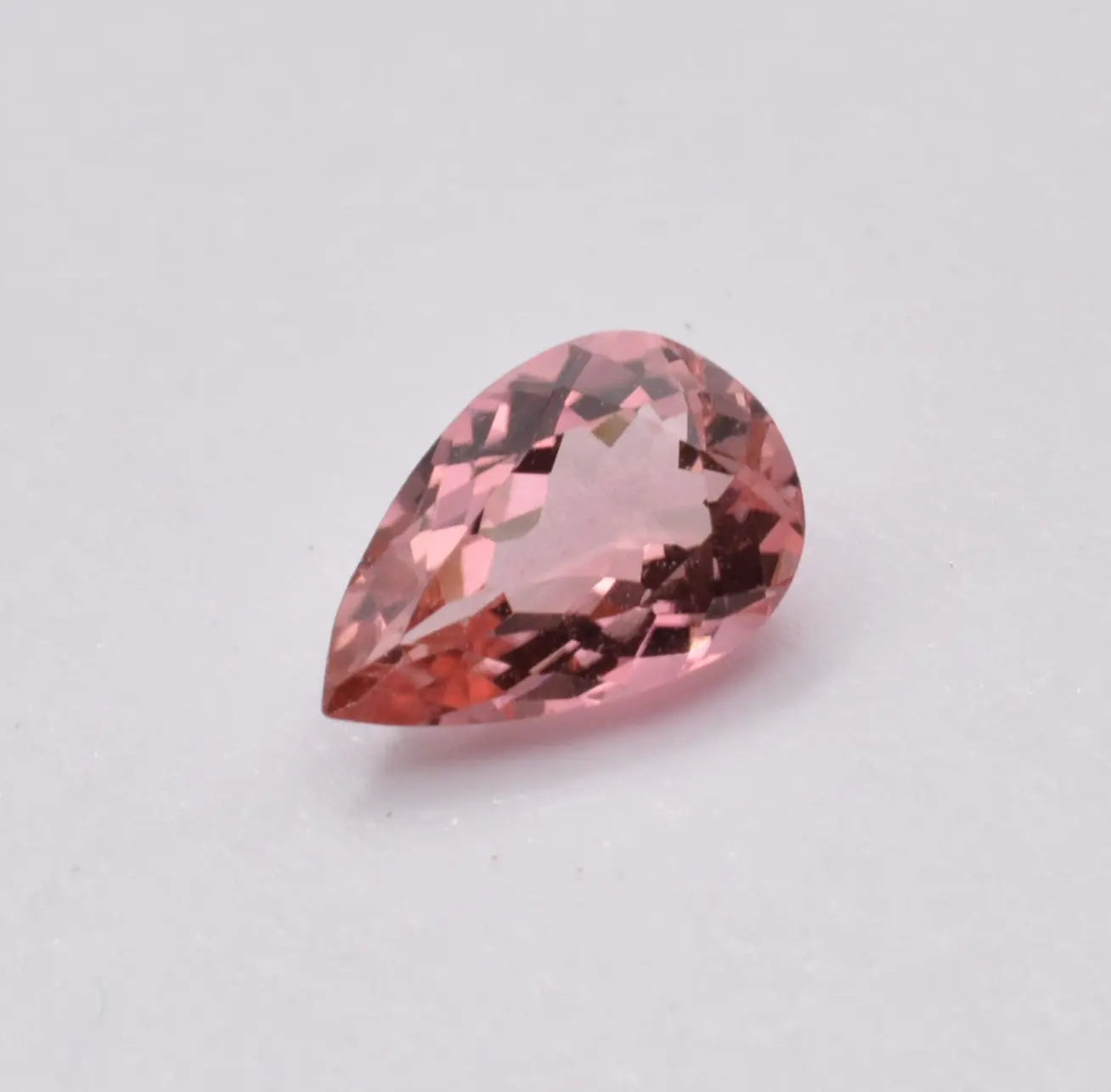 Pierre taillée Tourmaline Rose Poire 1,09ct