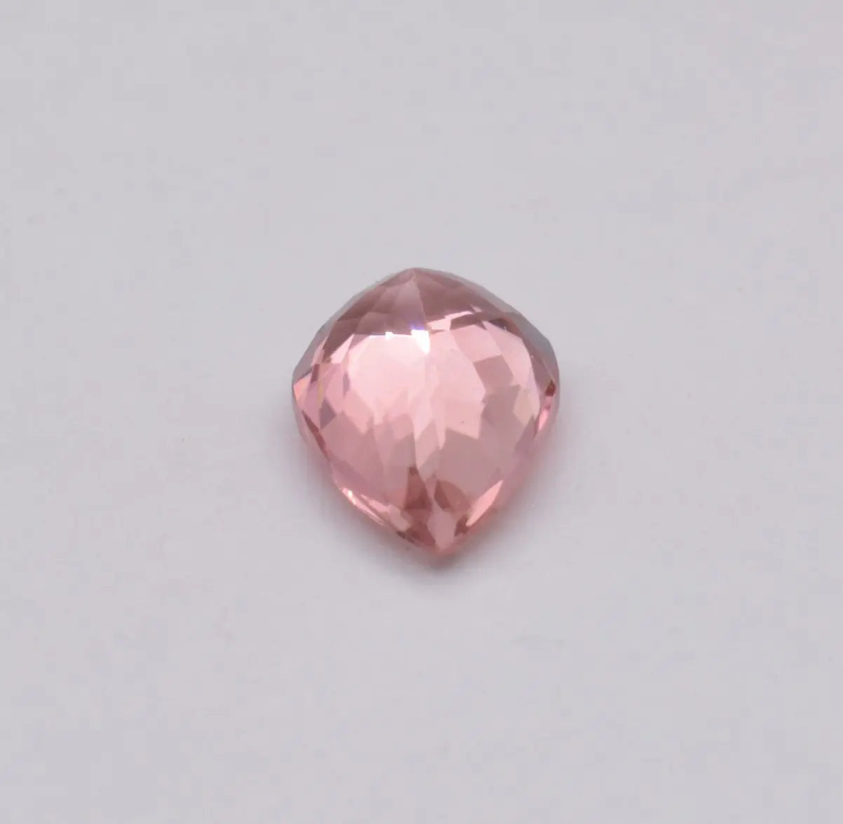 Pierre taillée Tourmaline Rose Poire 1,09ct
