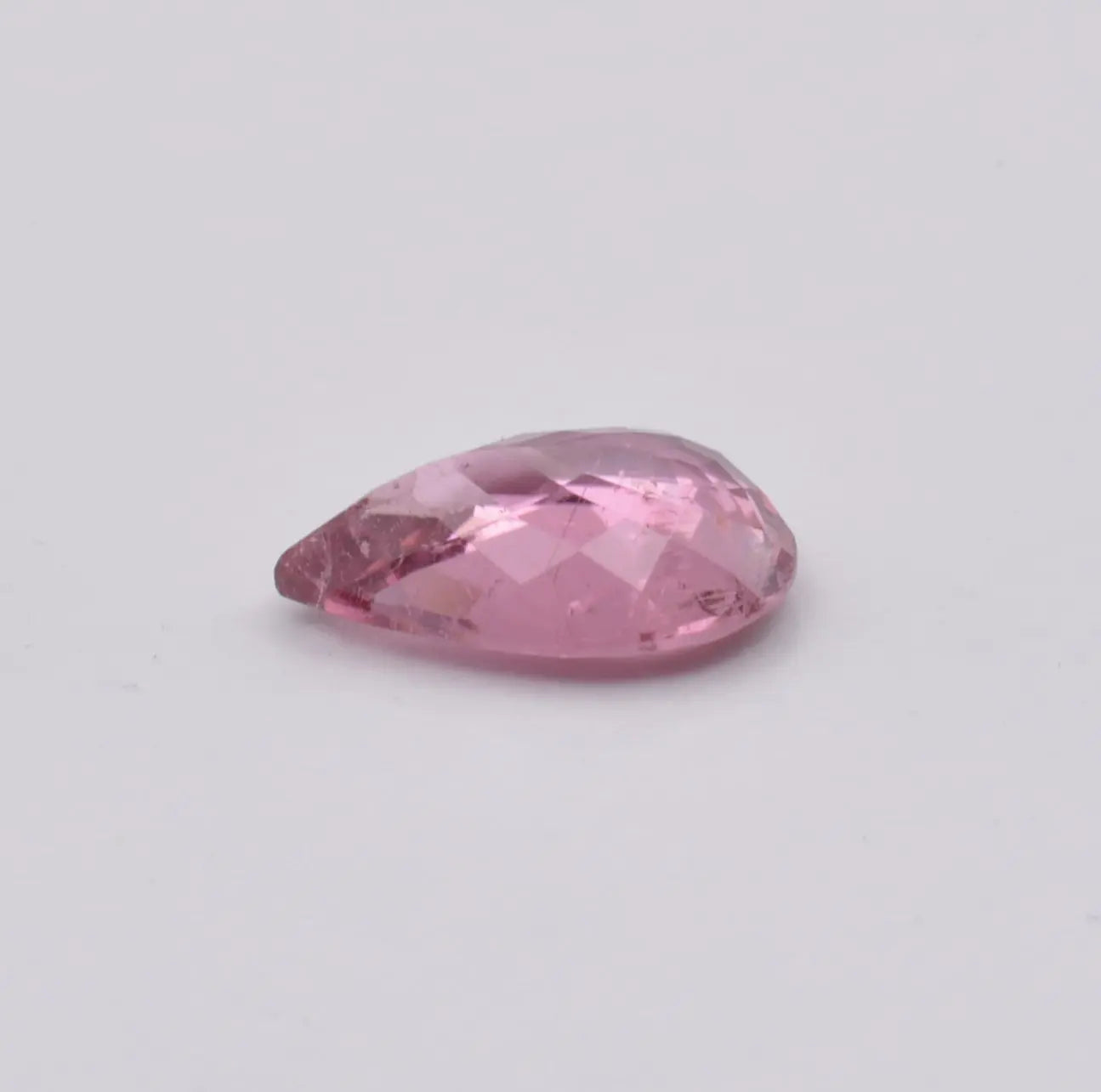 Pierre taillée Tourmaline Rose Poire 2,38ct