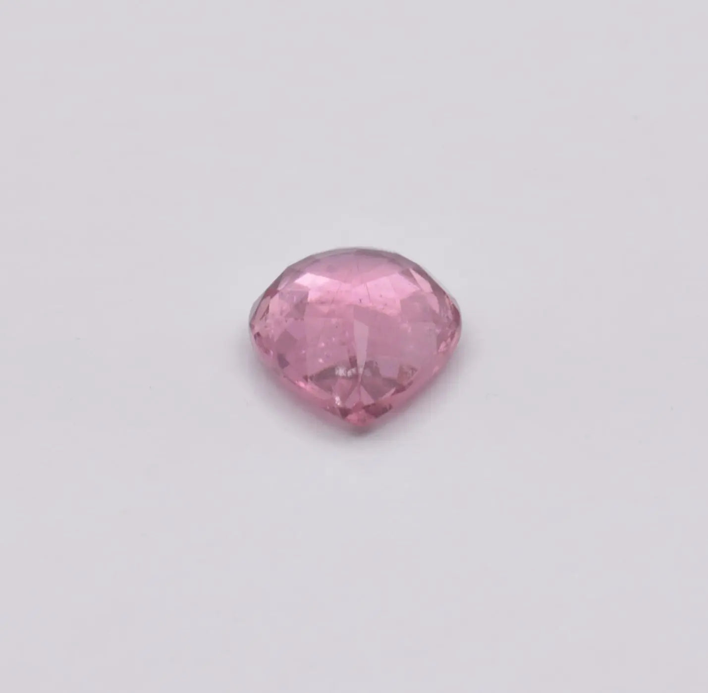 Pierre taillée Tourmaline Rose Poire 2,38ct