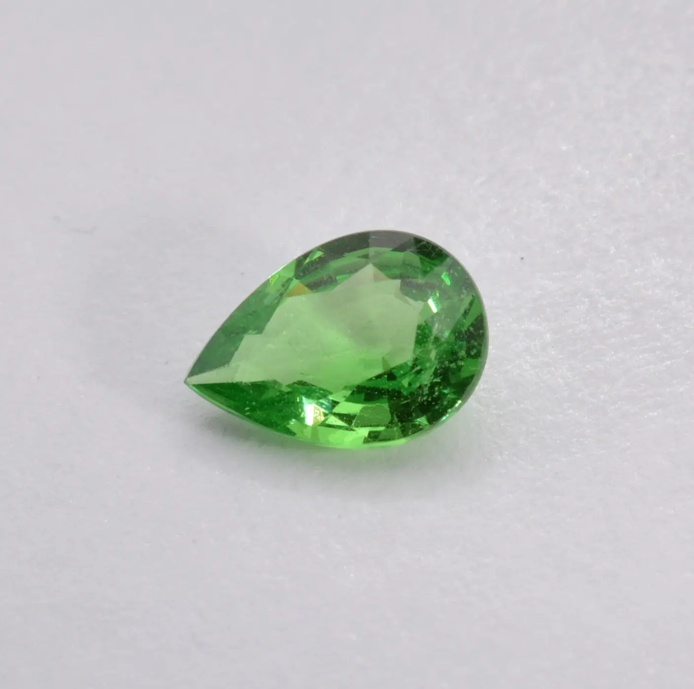 Grenat Tsavorite Poire Vert 0,54ct - pierre précieuse - gemme