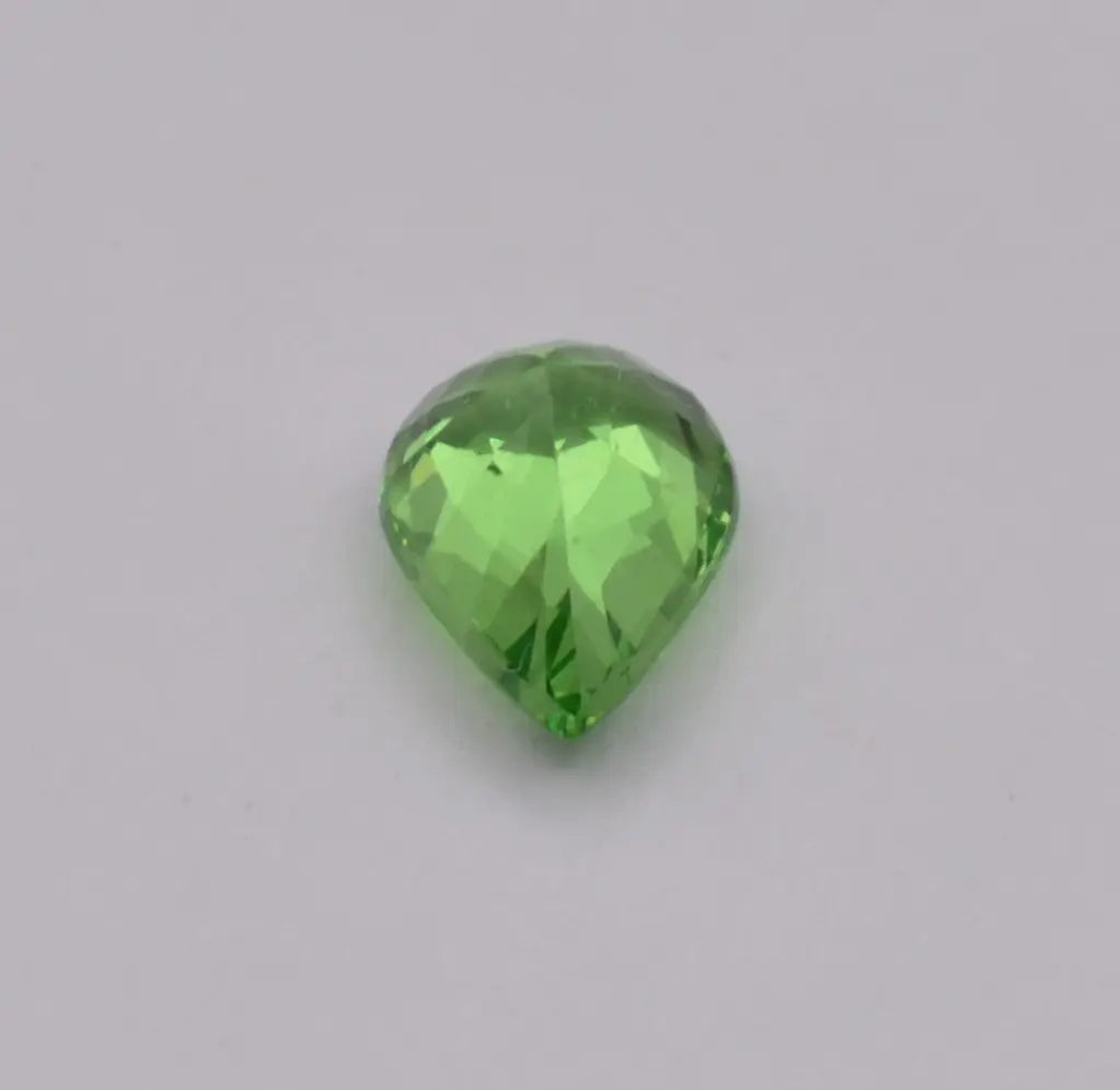 Grenat Tsavorite Poire Vert 0,77ct - pierre précieuse - gemme