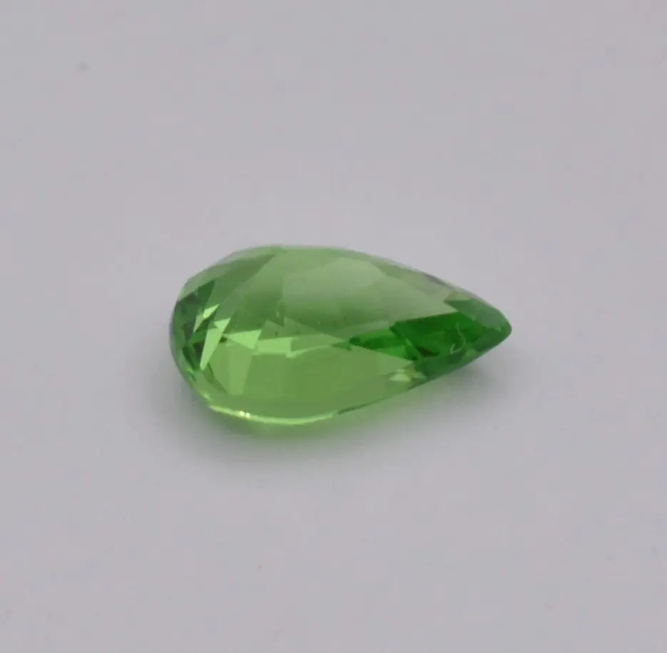 Grenat Tsavorite Poire Vert 0,77ct - pierre précieuse - gemme