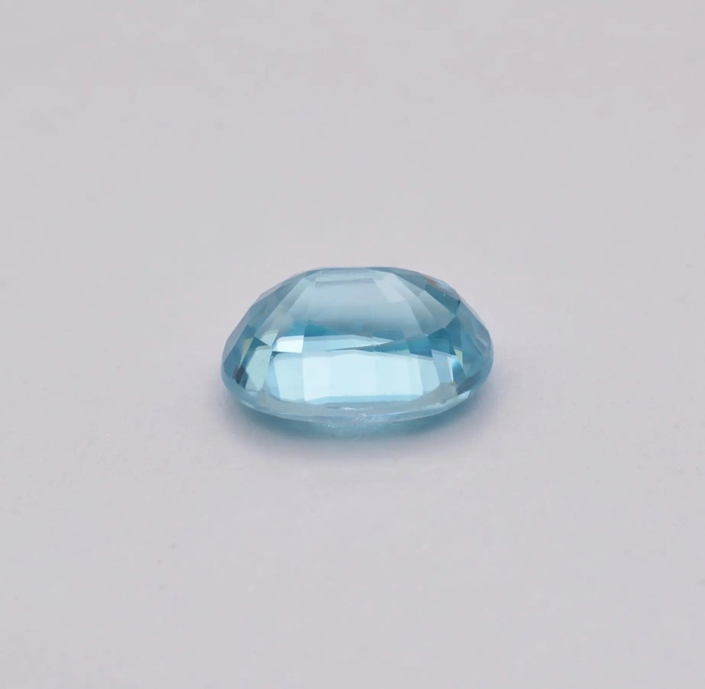 Zircon Bleu Ovale 2,48ct - pierre précieuse - gemme
