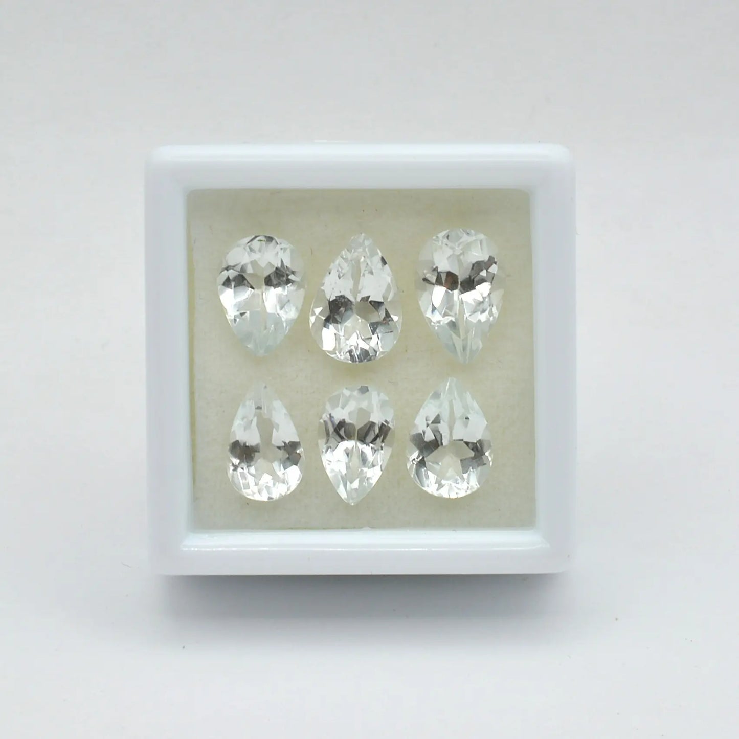Lot de 6 Topazes Poires