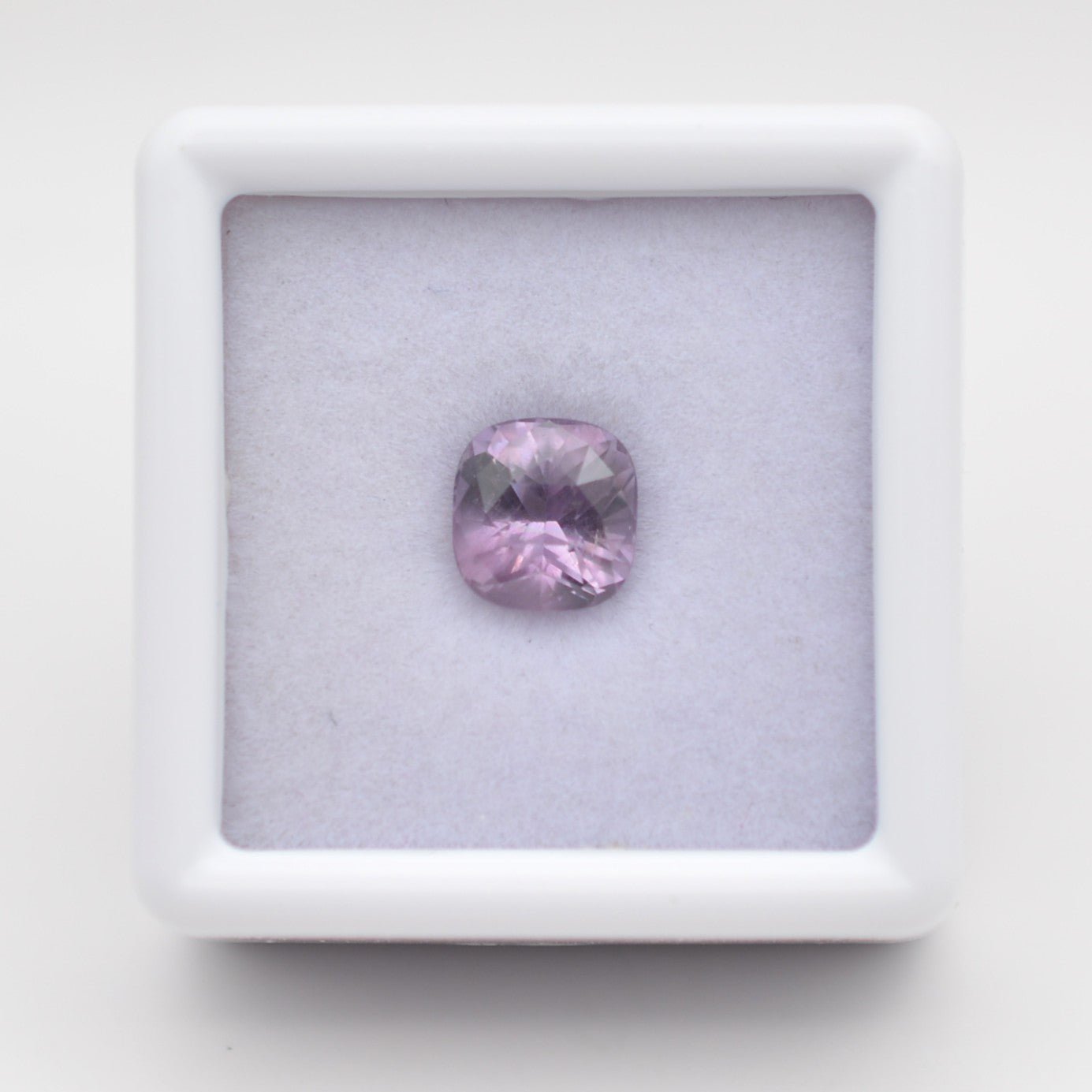 Spinelle Coussin Violet 1,67ct -