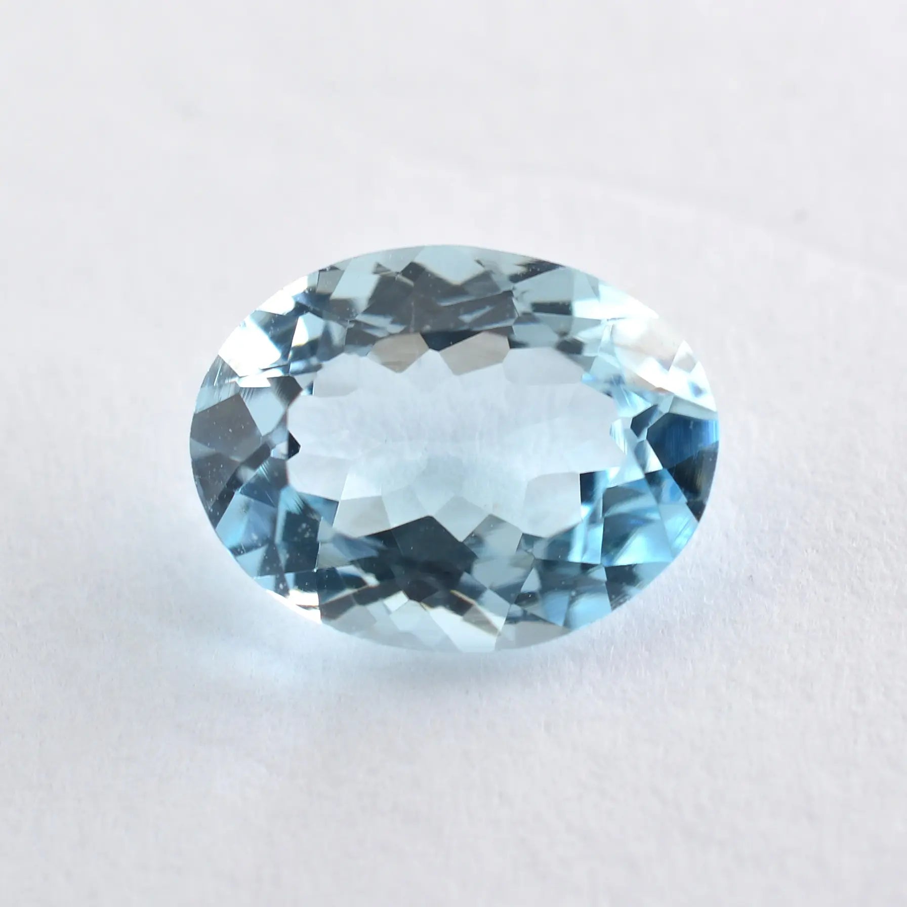 Pierre taillée Aigue-Marine Ovale 1,15ct 