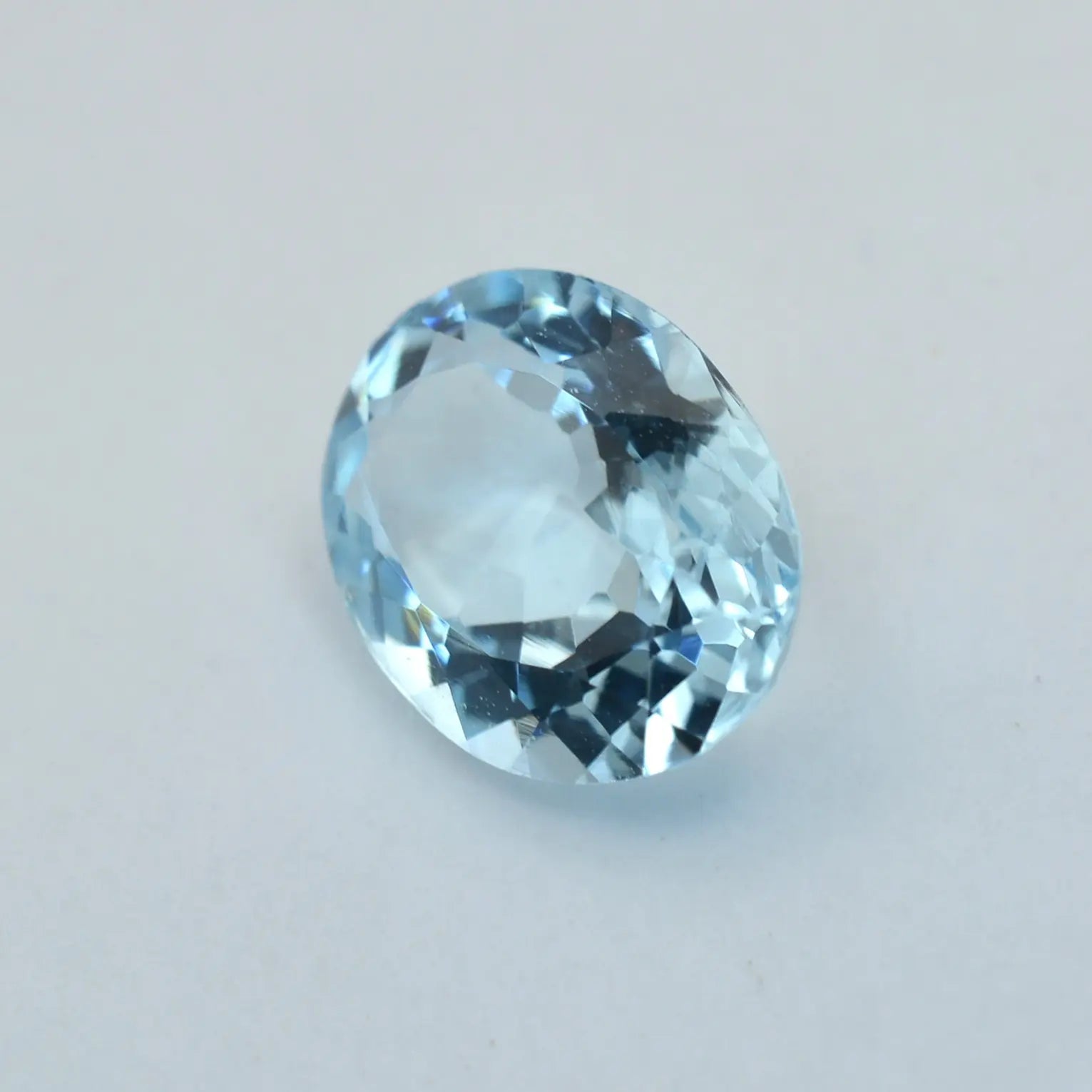 Pierre taillée Aigue-Marine Ovale 1,15ct 