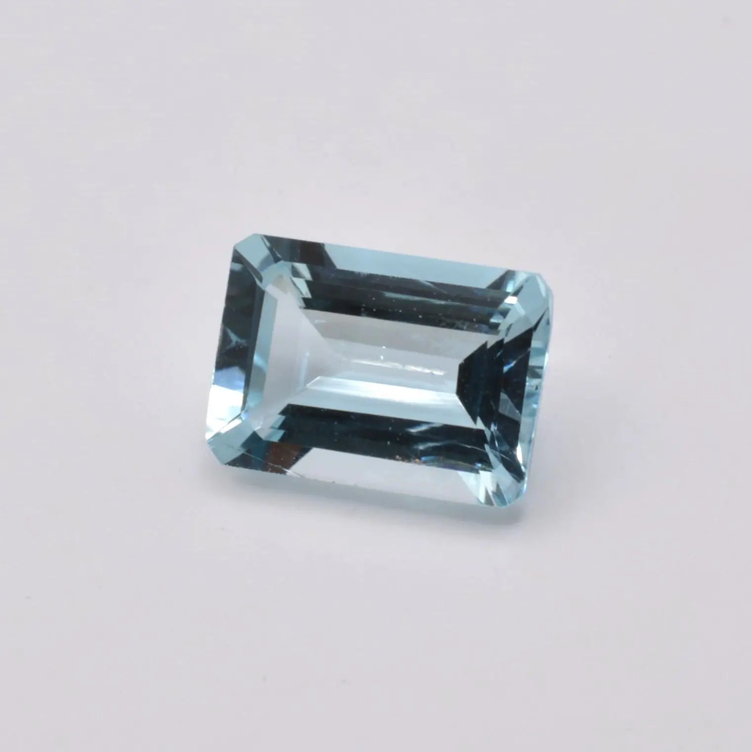 Aigue-Marine Rectangle 0,86ct - pierre précieuse - gemme