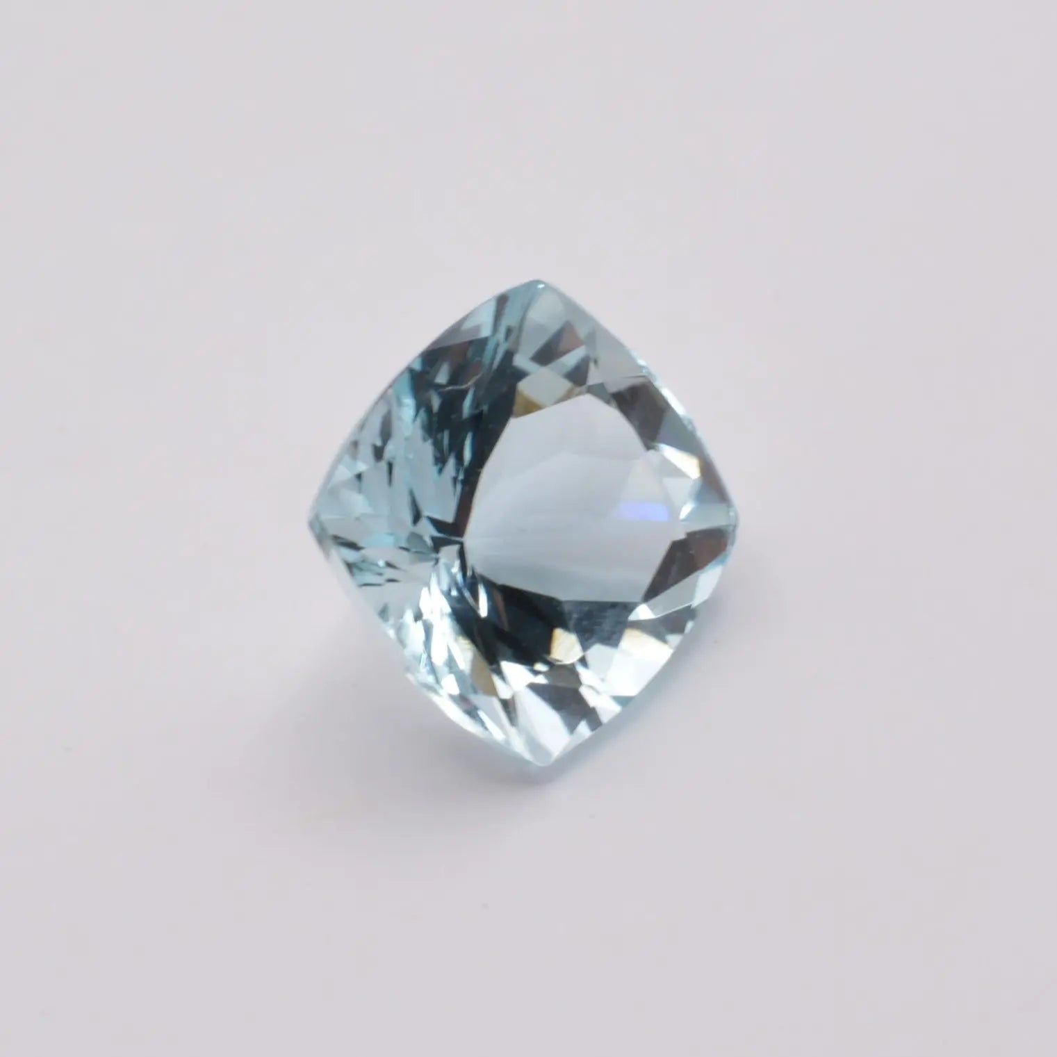 Aigue-Marine Coussin Carré 0,90ct - pierre précieuse - gemme