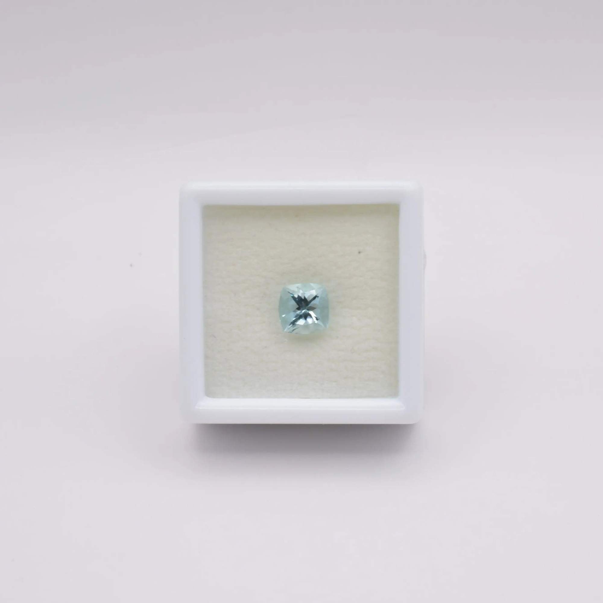 Aigue-Marine Coussin Carré 0,90ct - pierre précieuse - gemme