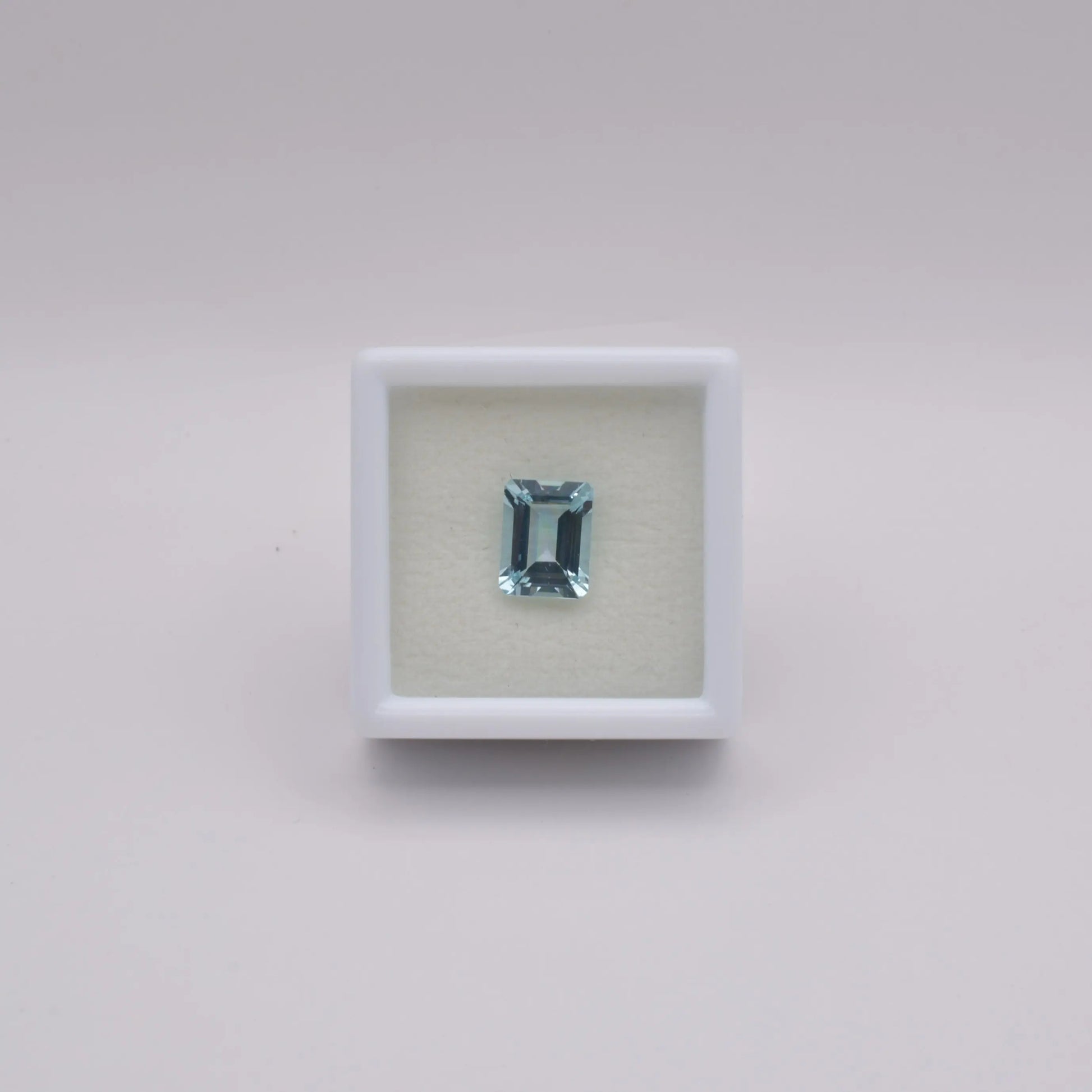 Aigue-Marine Rectangle 1,73ct - pierre précieuse - gemme