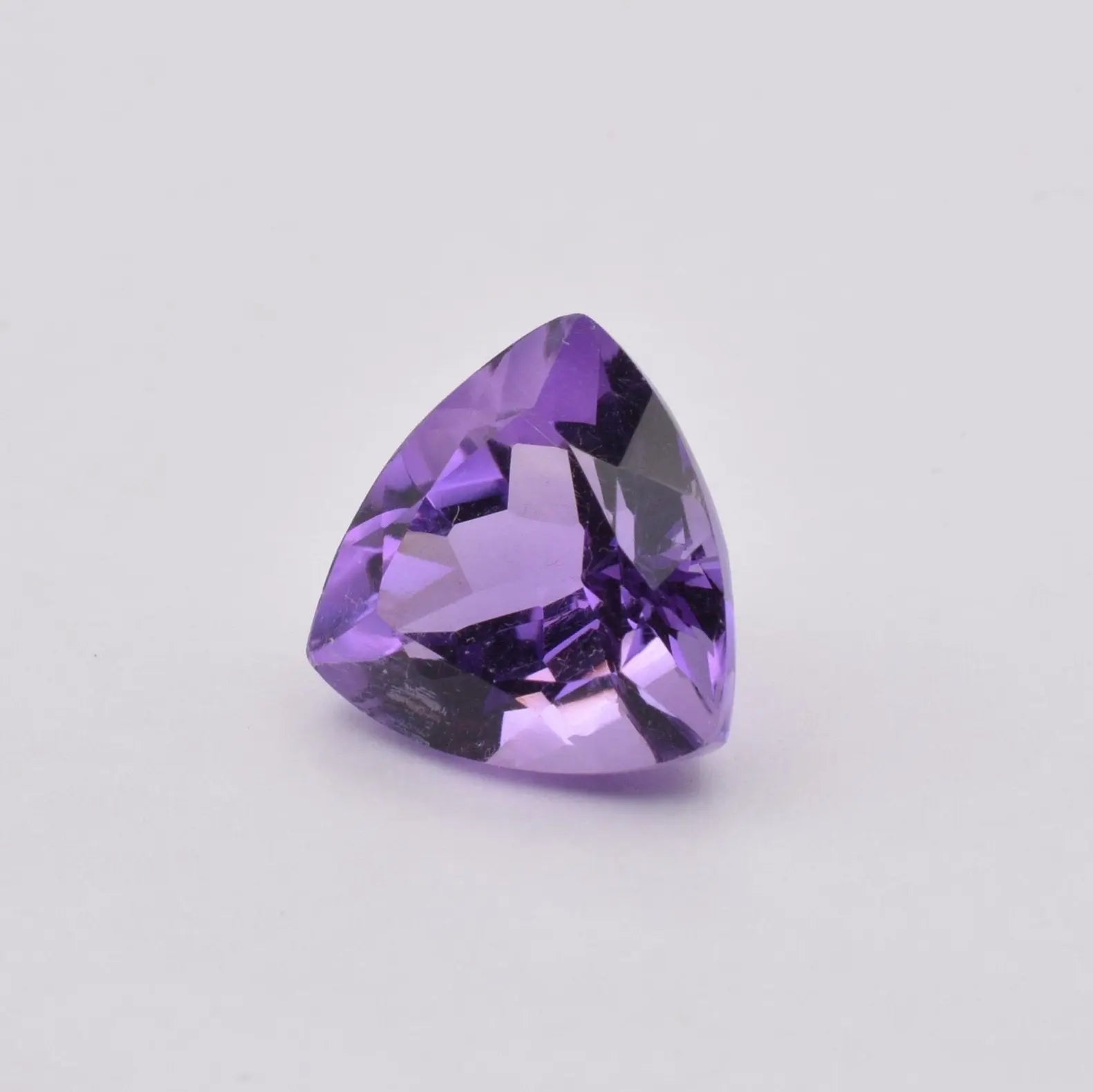 Améthyste Trillion 6,53ct - pierre précieuse - gemme